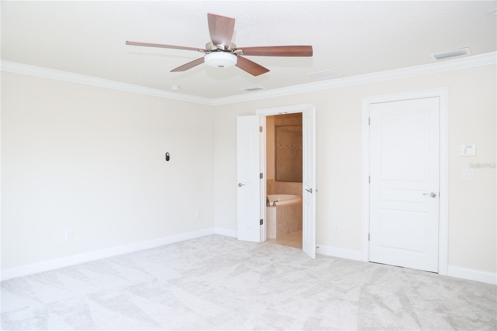 Townhouse at 9705 BAY GROVE LN, TAMPA, photo 34 of 44