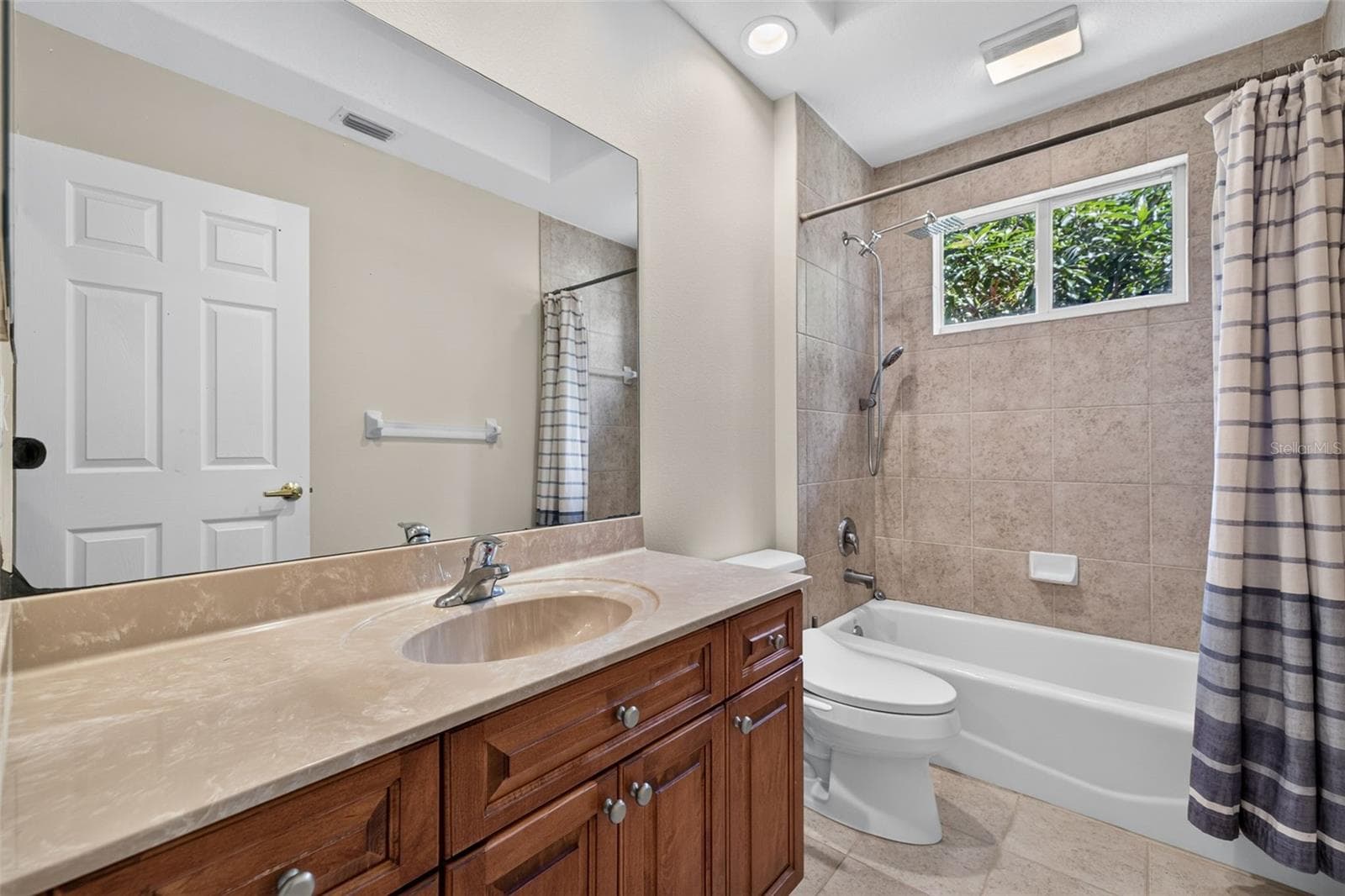 Single Family Residence at 1516 CANOPY OAKS BLVD, PALM HARBOR, photo 43 of 67