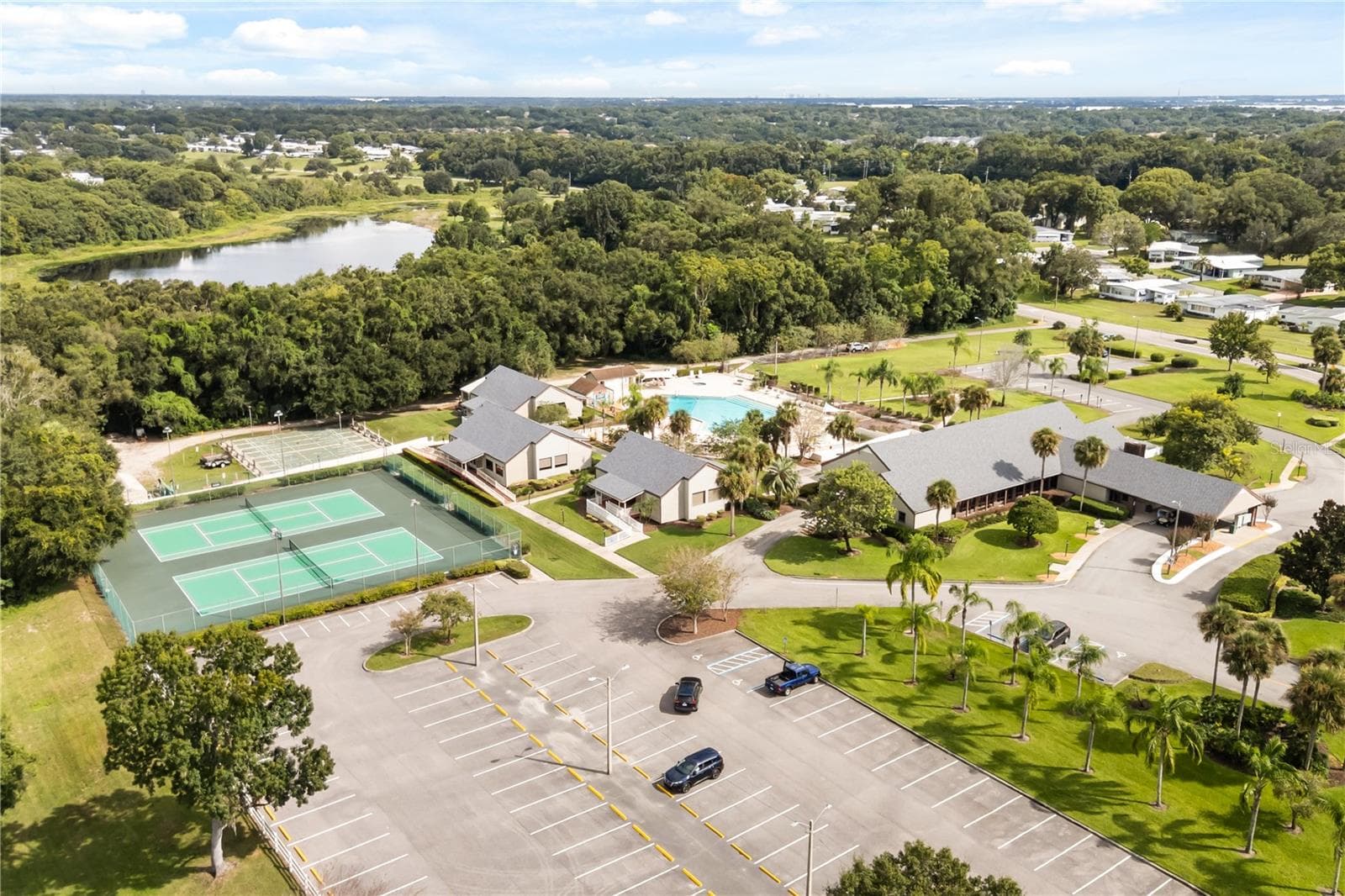 Depot Complex - 2567 CAYMAN CIR #R25, ZELLWOOD