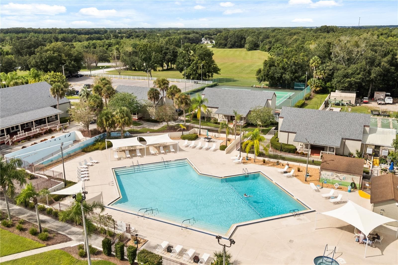Salt Water HEATED Pool, 3 more pools in Community - 2567 CAYMAN CIR #R25, ZELLWOOD