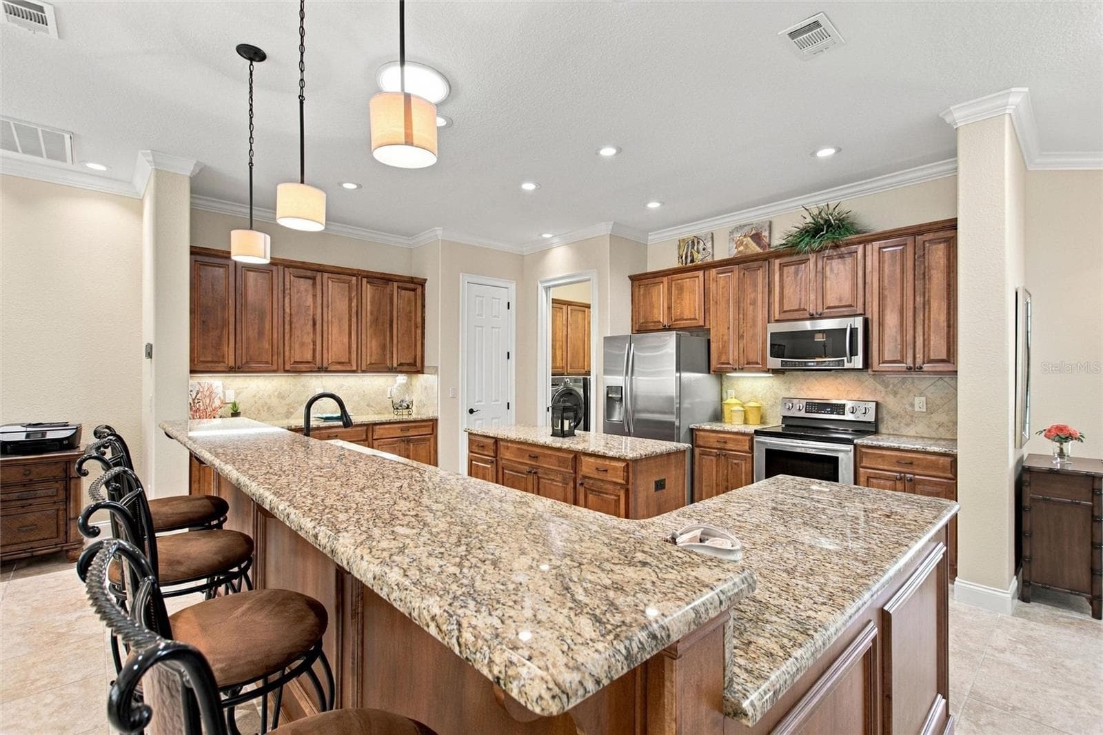 Single Family Residence at 335 CRUISERS DR, POLK CITY, photo 18 of 56