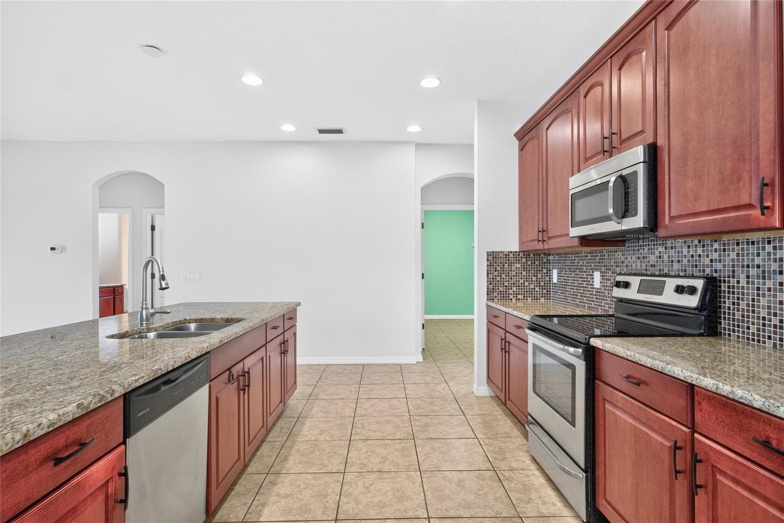 Single Family Residence at 3003 VIA MILANO ST, PLANT CITY, photo 15 of 46