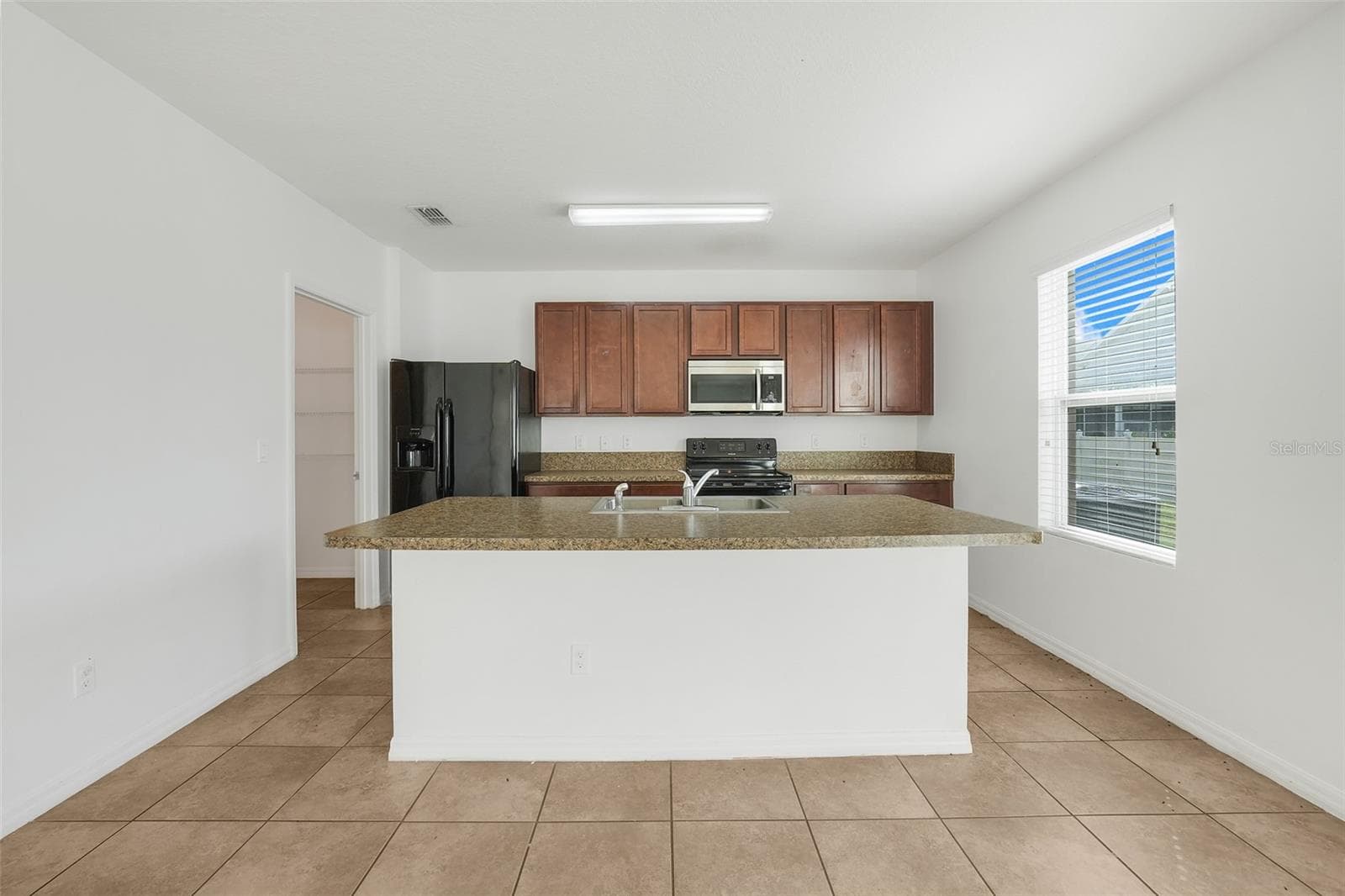 Single Family Residence at 16616 BROADFORD LN, CLERMONT, photo 21 of 51