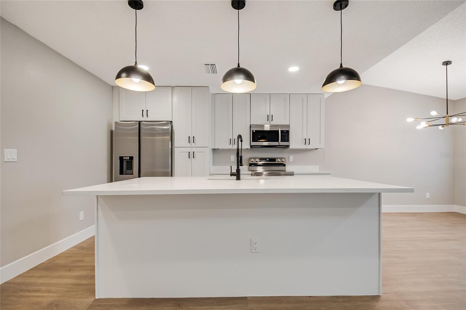 Single Family Residence at 2062 SE 37TH COURT CIR, OCALA, photo 16 of 43