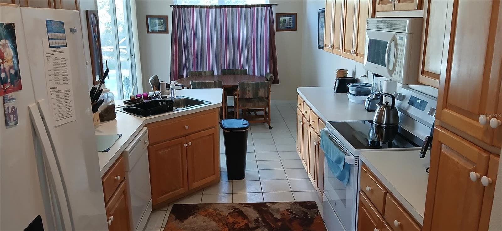 Single Family Residence at 2 BLACK WILLOW CT N, HOMOSASSA, photo 12 of 31