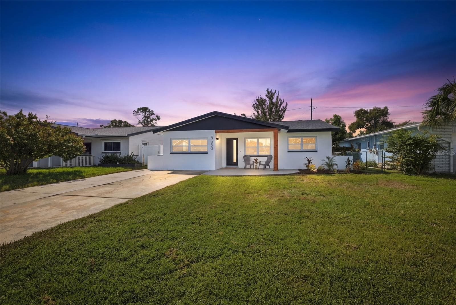 Single Family Residence at 5550 21ST AVE N, ST PETERSBURG, photo 2 of 27
