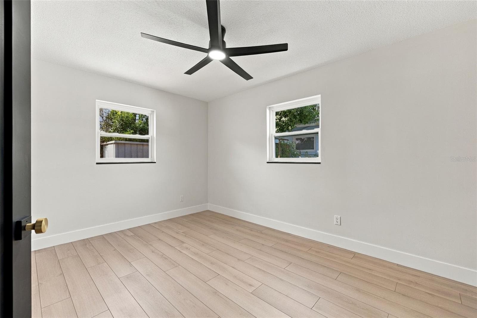 Single Family Residence at 5550 21ST AVE N, ST PETERSBURG, photo 18 of 27
