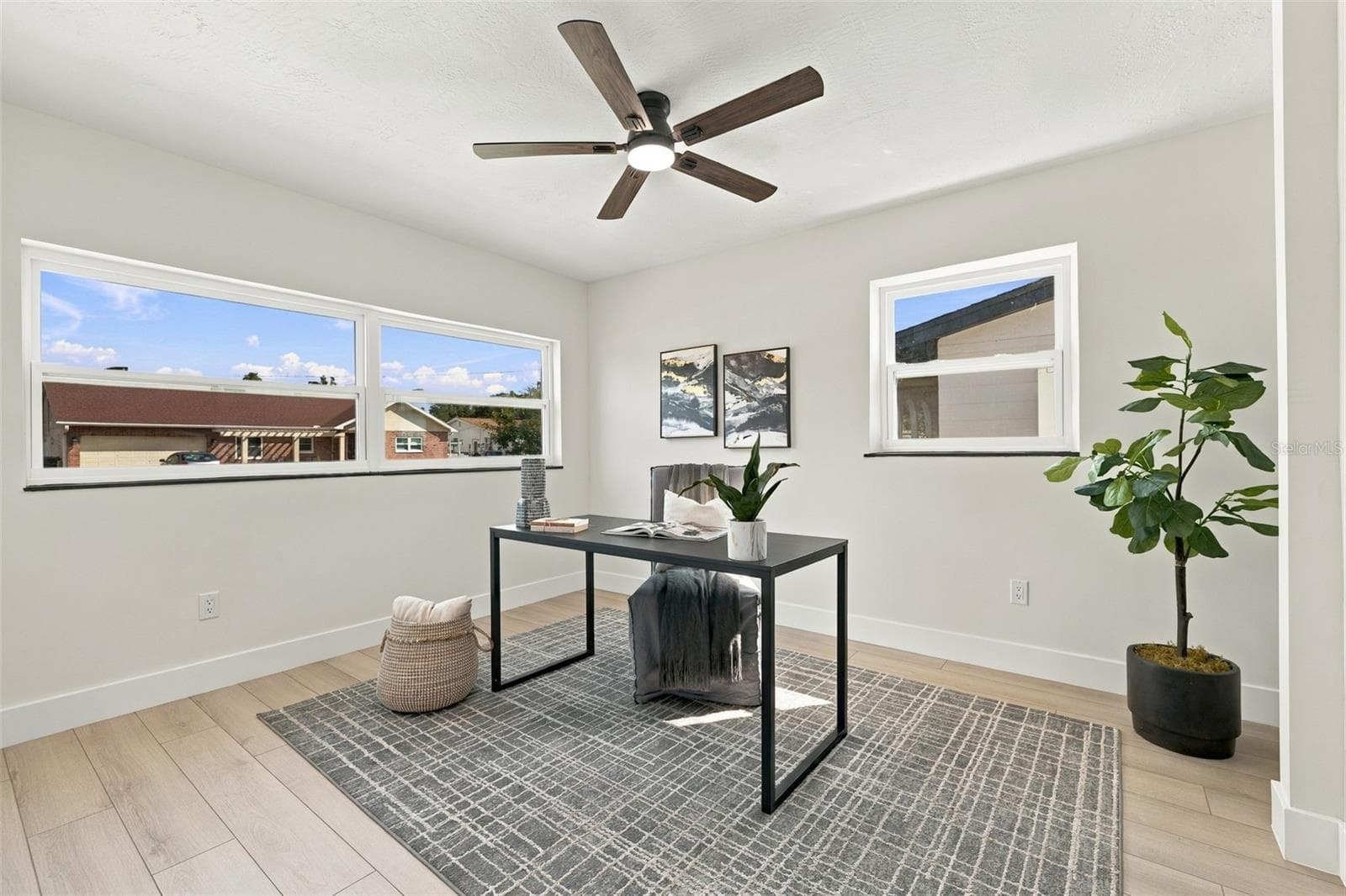 Single Family Residence at 5550 21ST AVE N, ST PETERSBURG, photo 20 of 27
