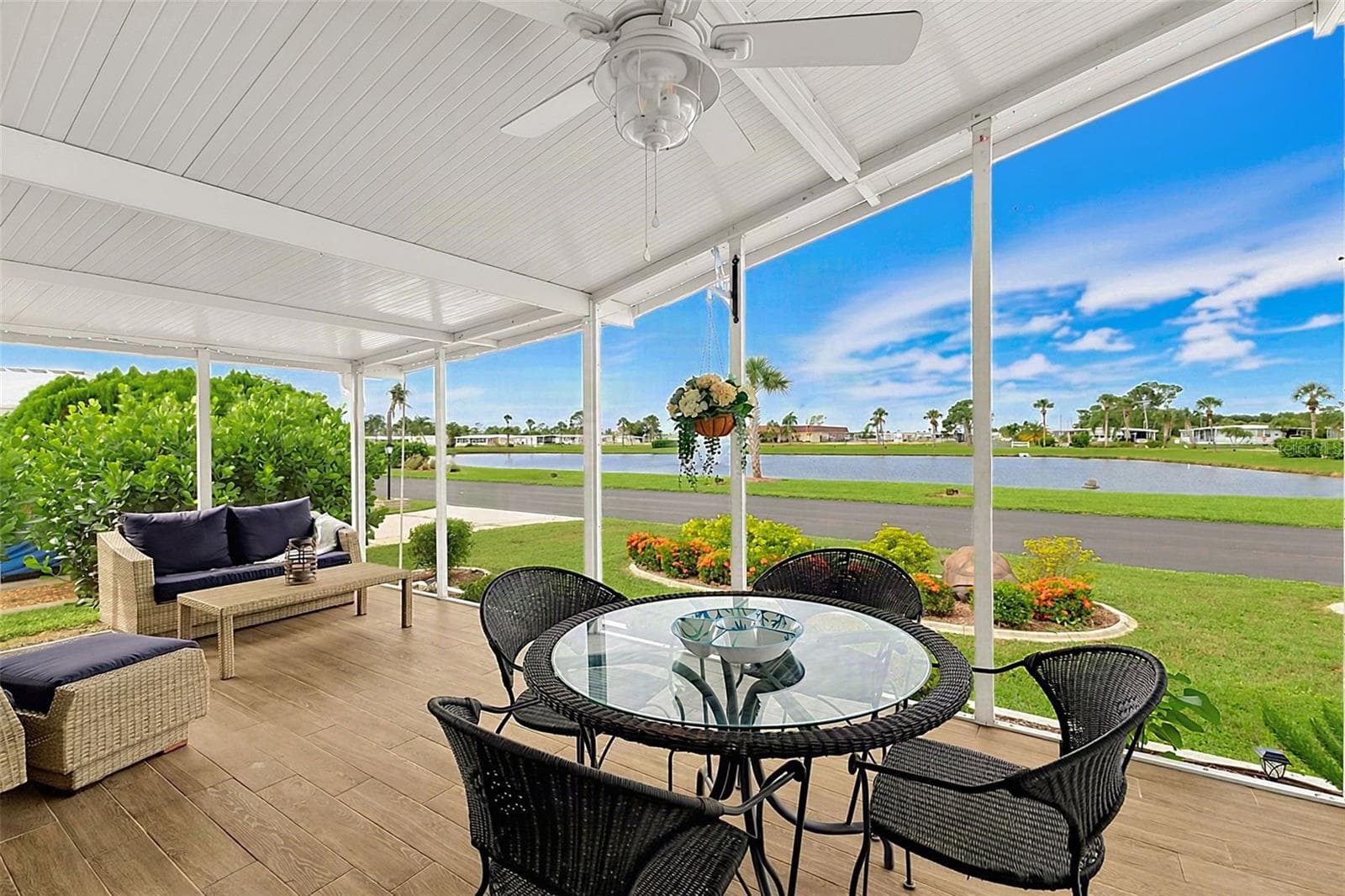 Manufactured Home at 511 EL PRADO, NORTH PORT, photo 11 of 34