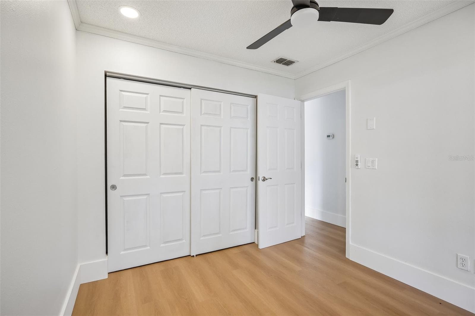 Single Family Residence at 2805 NORTHCOTE DR, PALM HARBOR, photo 21 of 37