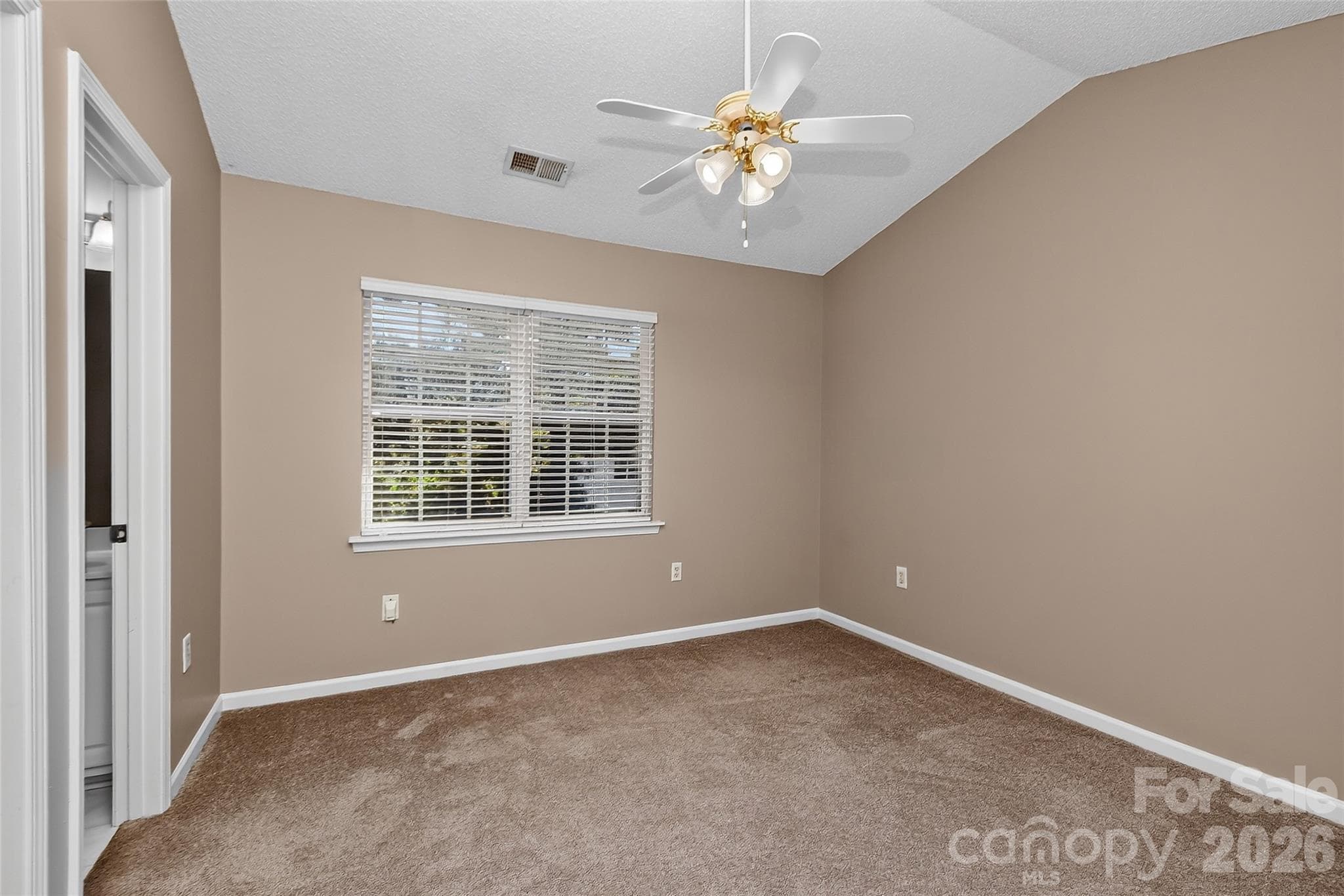 Townhouse at 12523 Bluestem Lane, Charlotte, photo 23 of 36