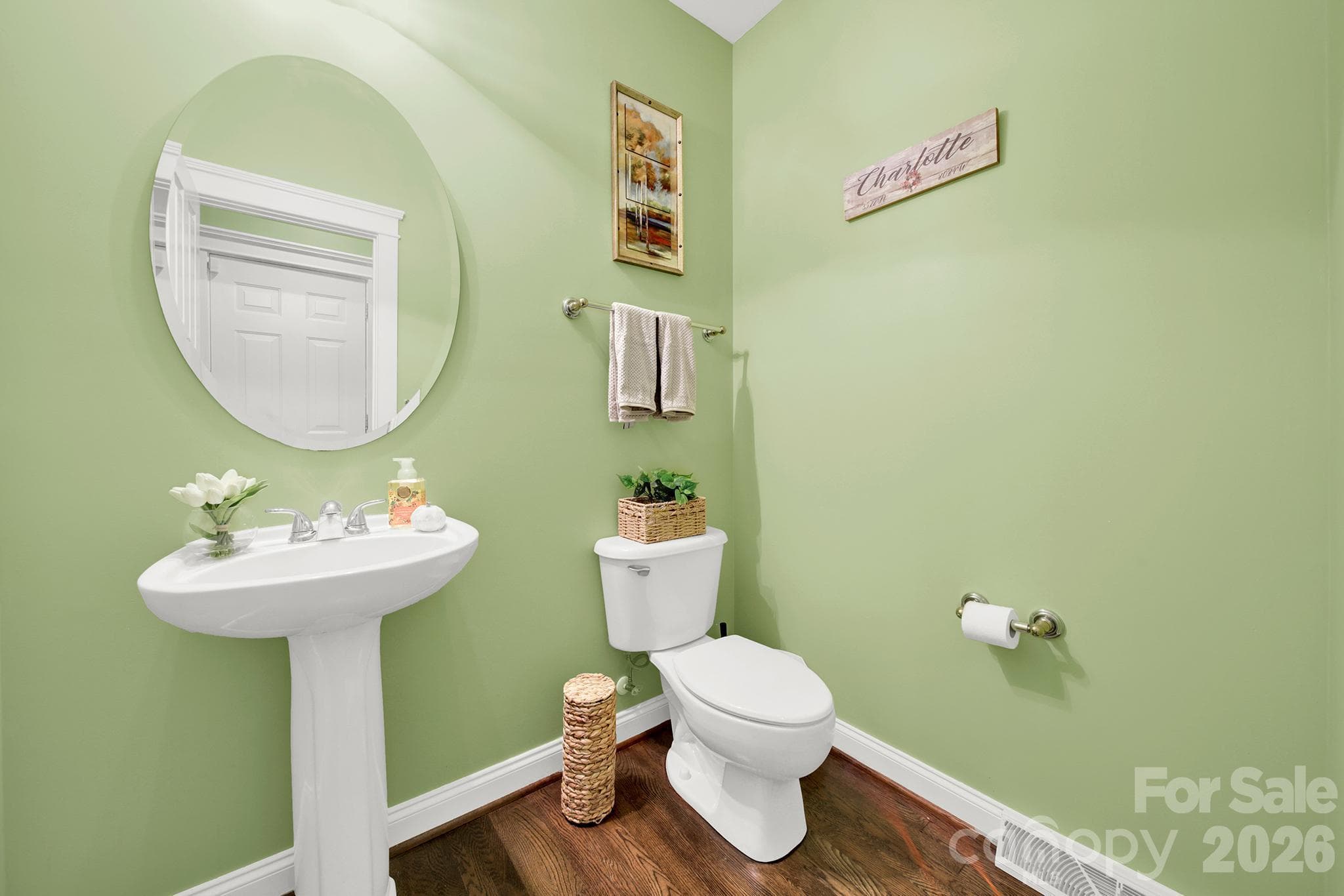 Half bath - Lake Wylie