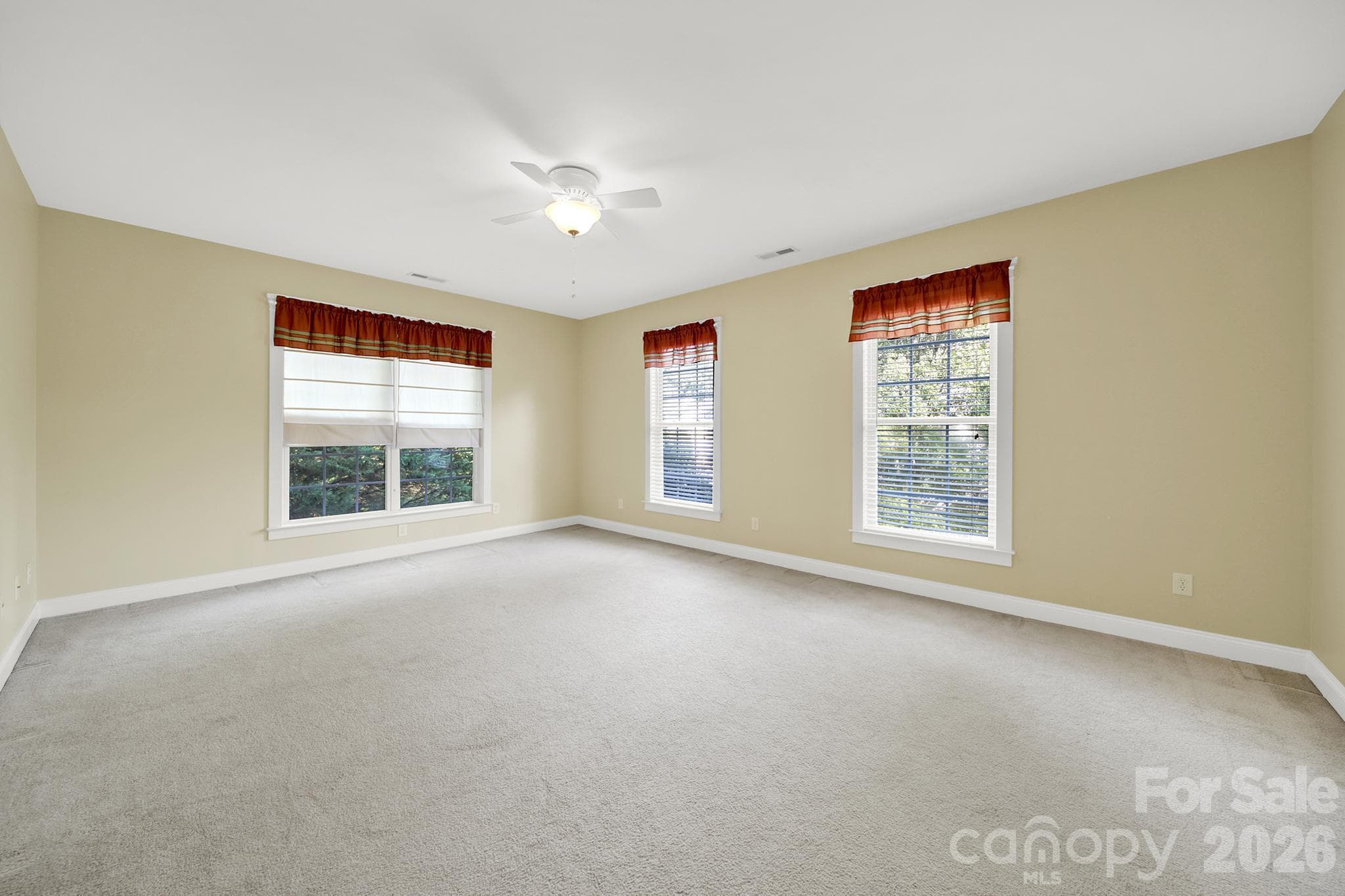 Oversized bonus room - Lake Wylie