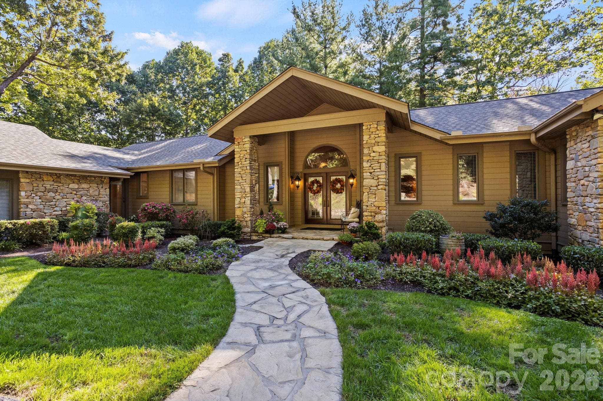 308 Kenmure Drive