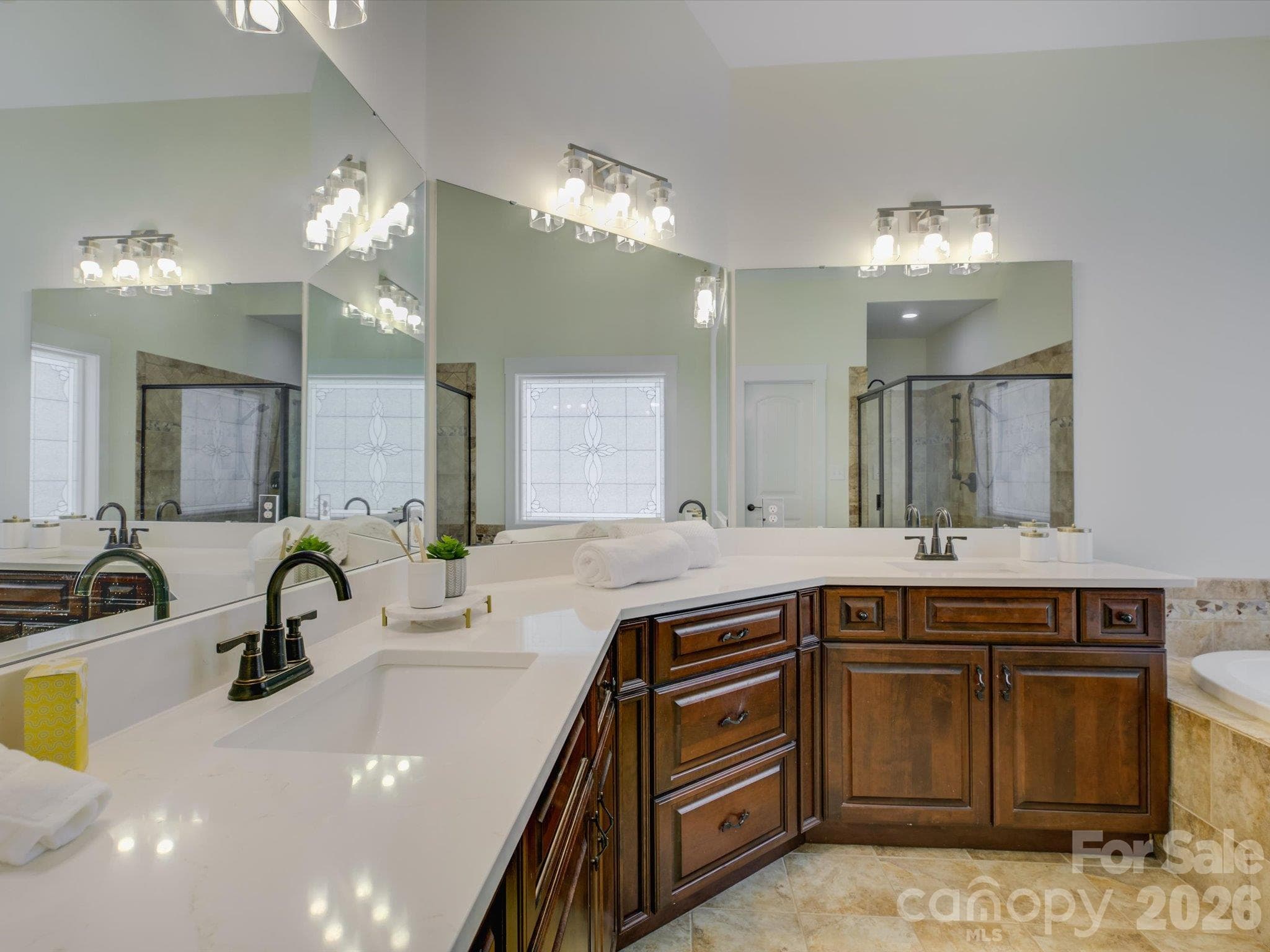Single Family Residence at 188 Carolina Crossing Drive, York, photo 28 of 48