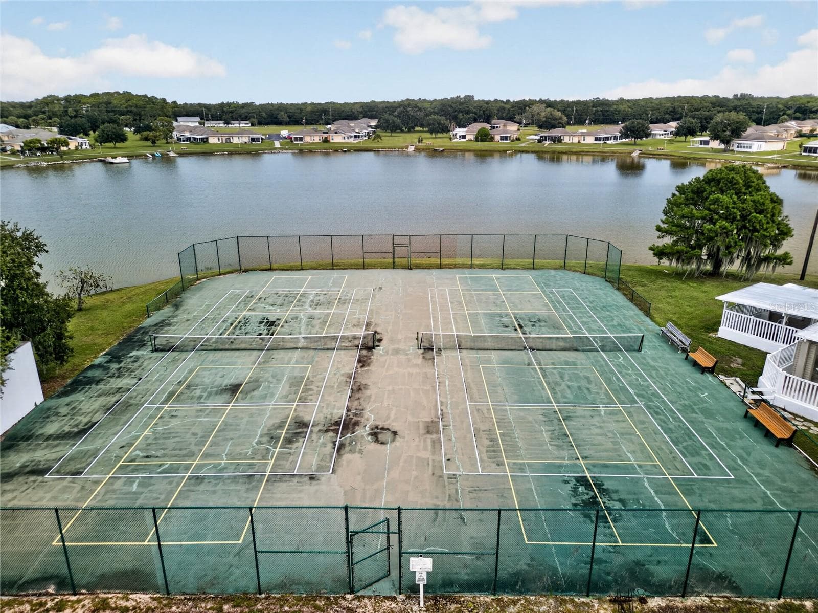 Tennis / pickle-ball courts. - 4409 CLUB CIR, LAKE WALES