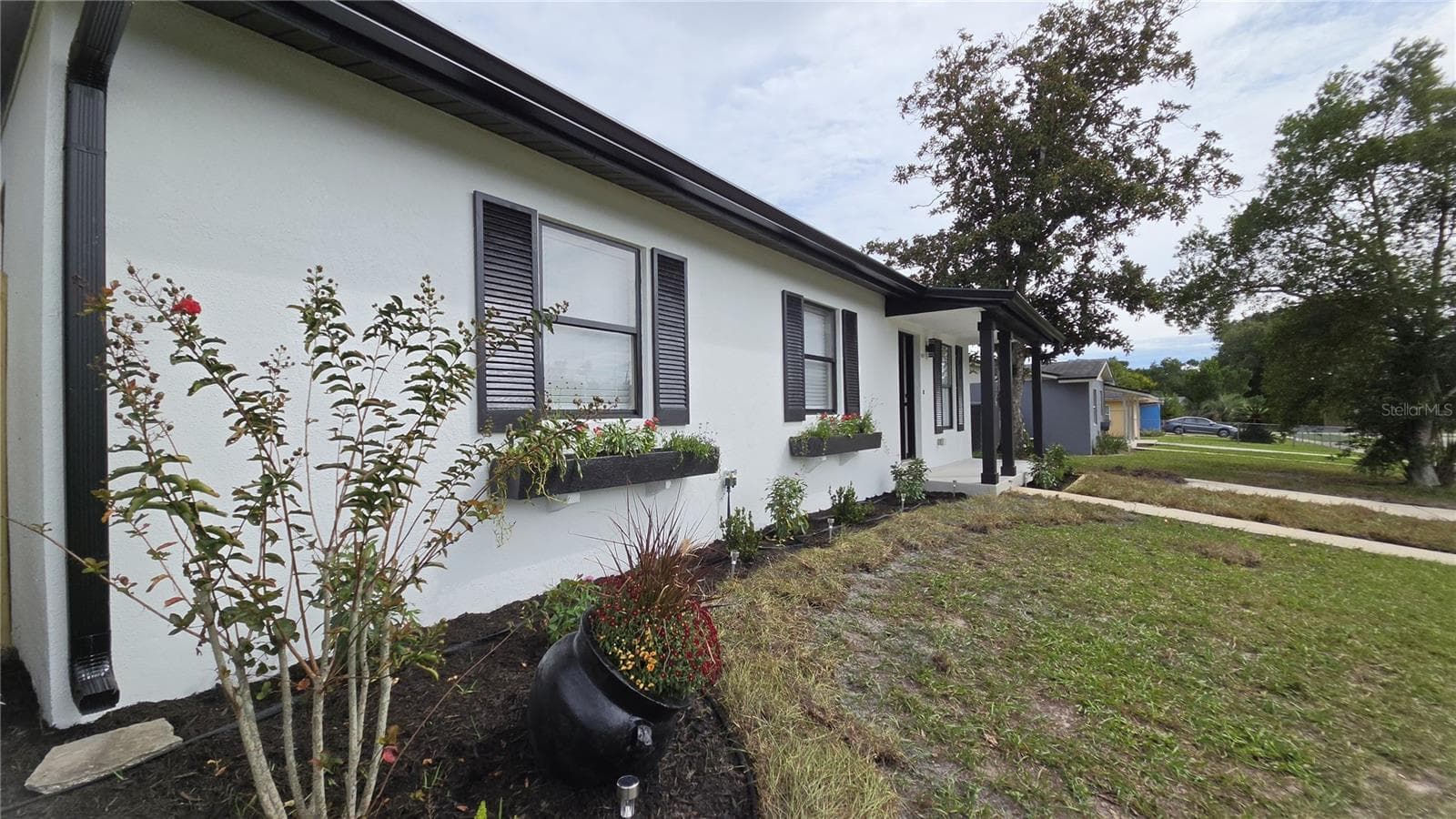 Single Family Residence at 1031 COBBLESTONE AVE, DELTONA, photo 2 of 28