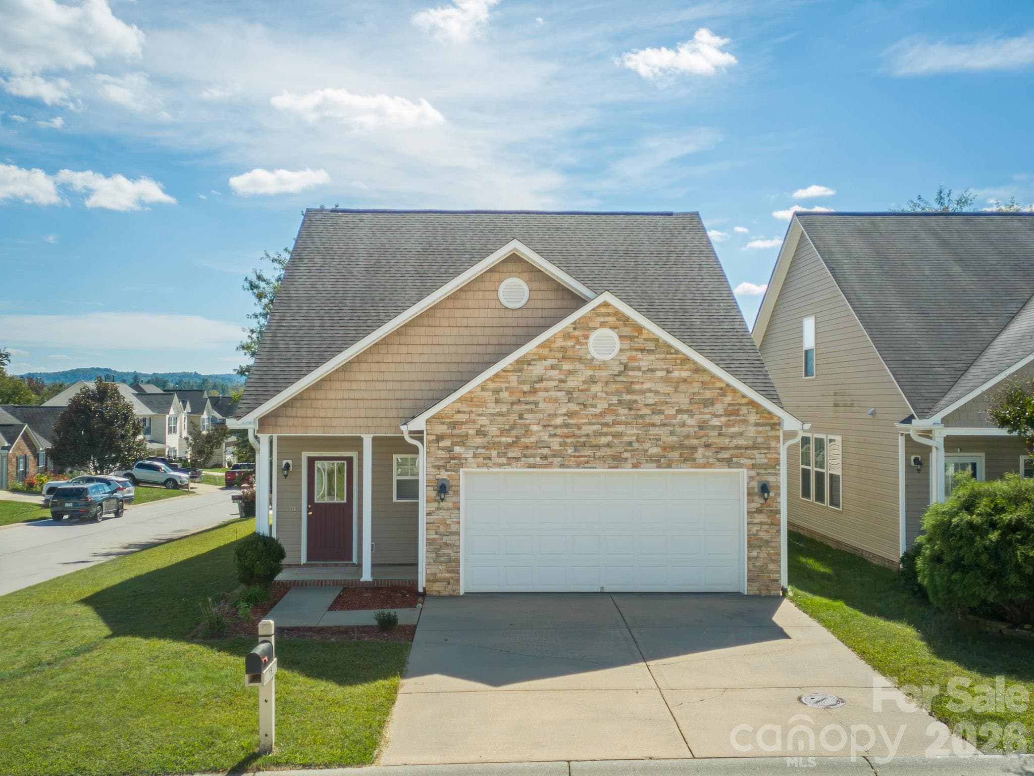 Single Family Residence at 15 Chowan Drive, Fletcher, photo 32 of 36