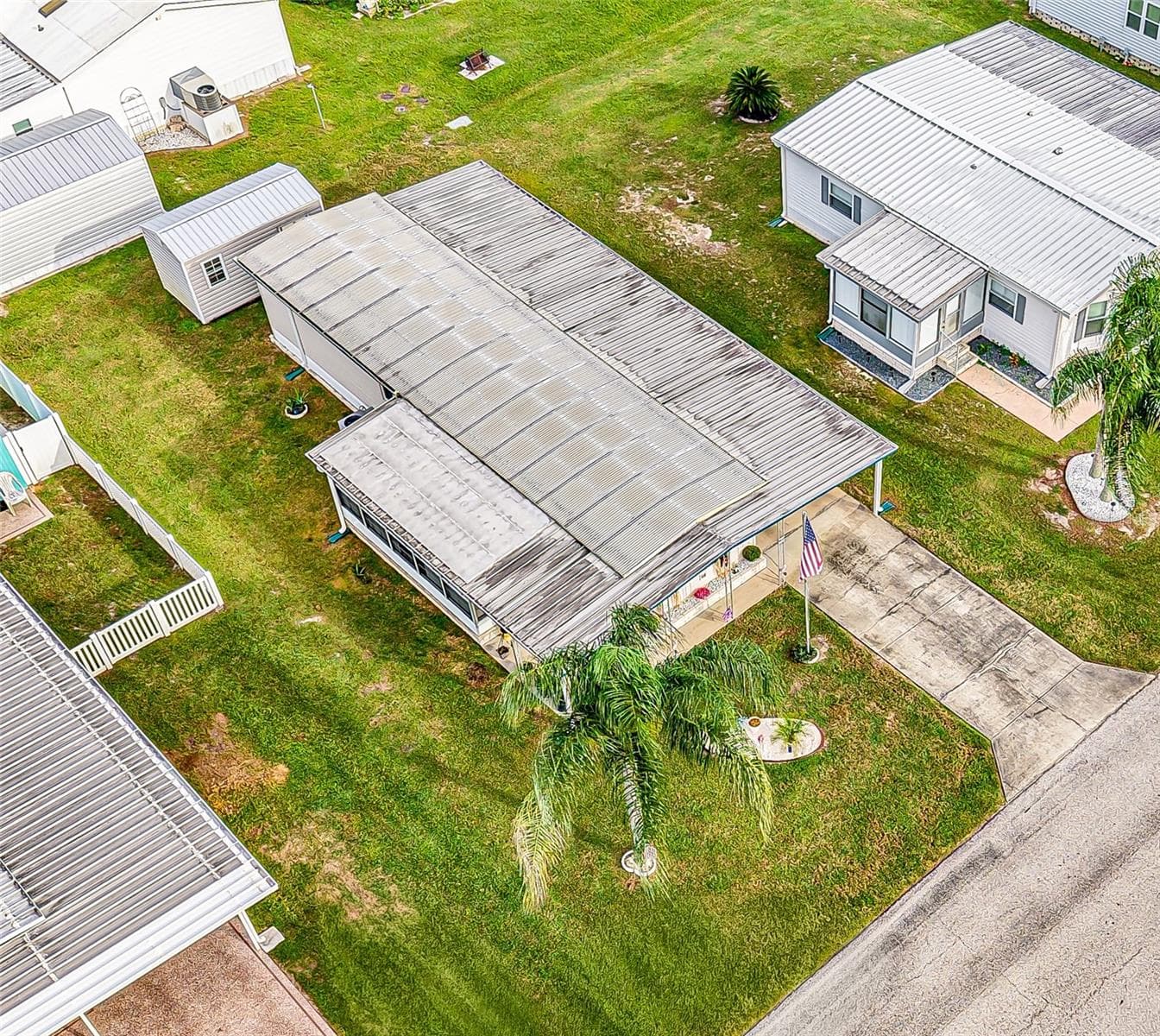 Manufactured Home at 5402 MOHAWK ST, ZEPHYRHILLS, photo 29 of 41
