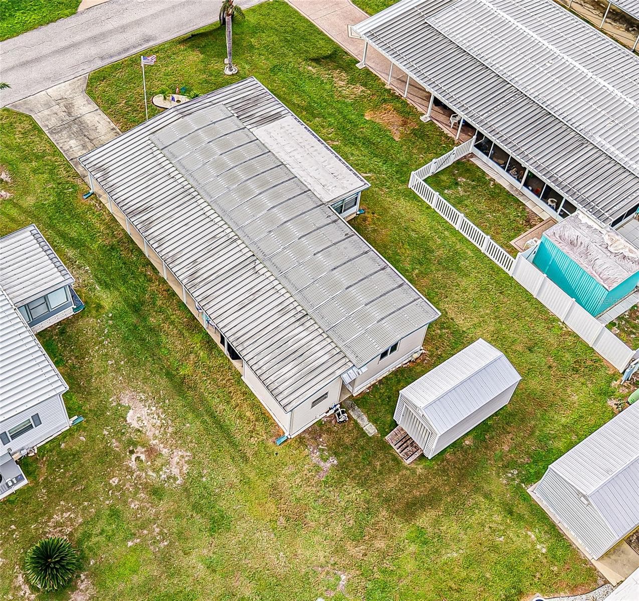 Manufactured Home at 5402 MOHAWK ST, ZEPHYRHILLS, photo 30 of 41