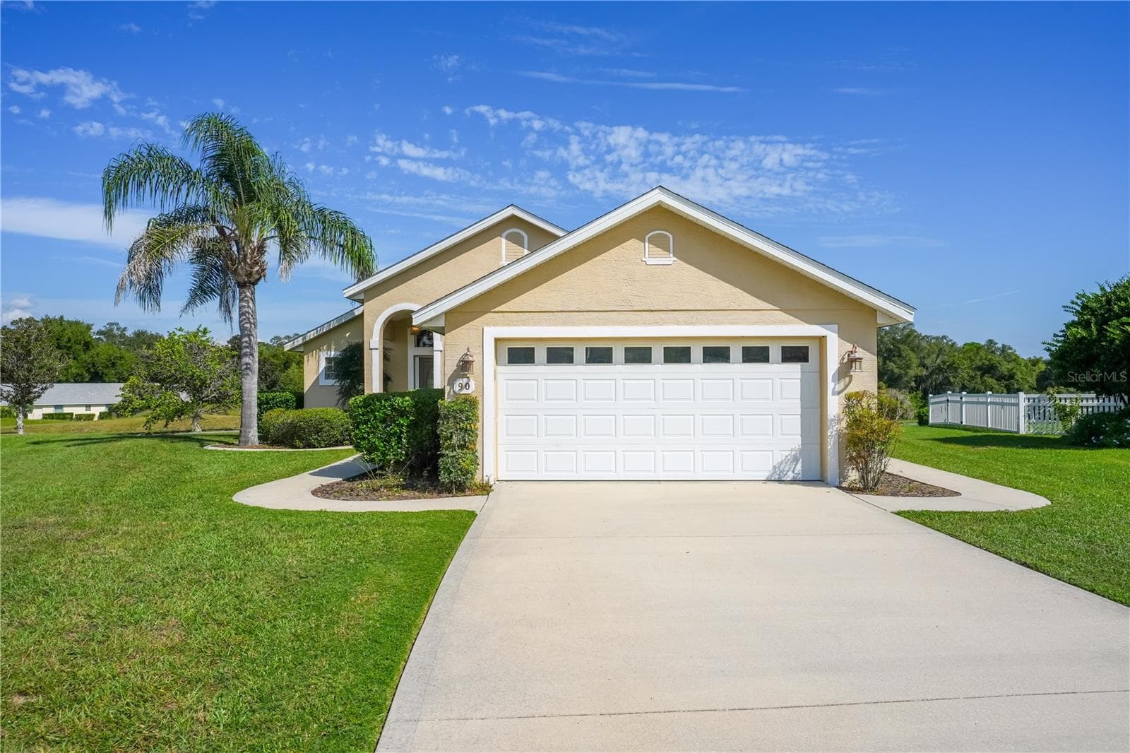 90 GOLFVIEW CIR