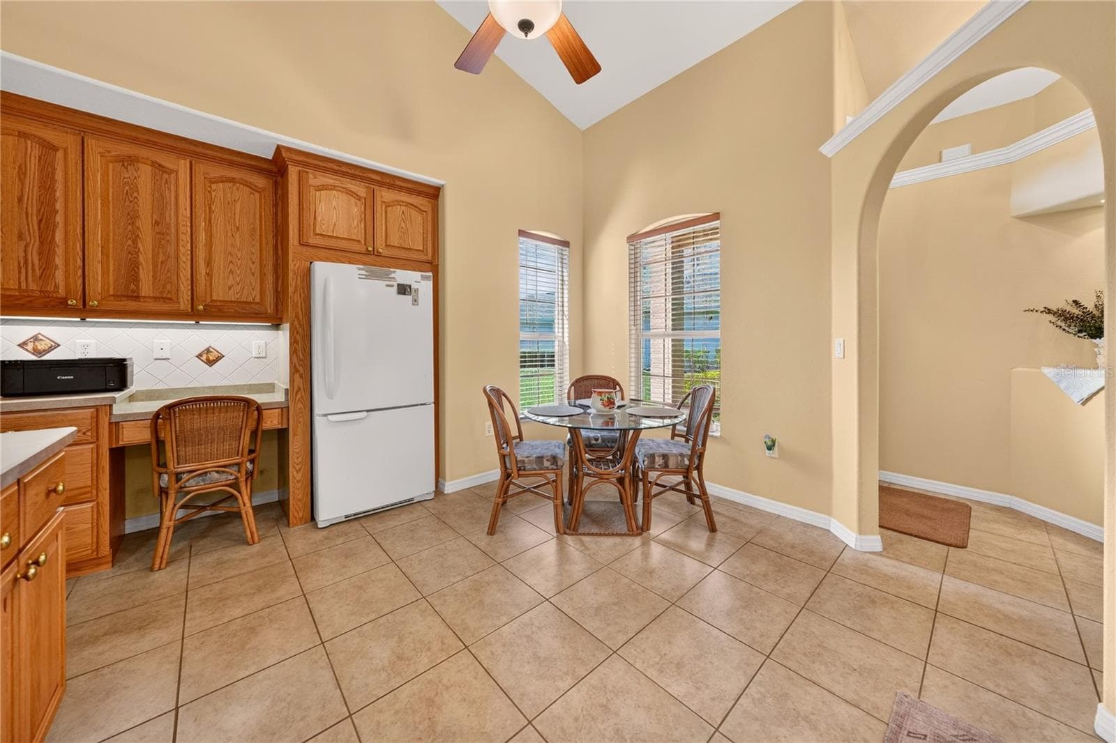 Single Family Residence at 90 GOLFVIEW CIR, UMATILLA, photo 11 of 62