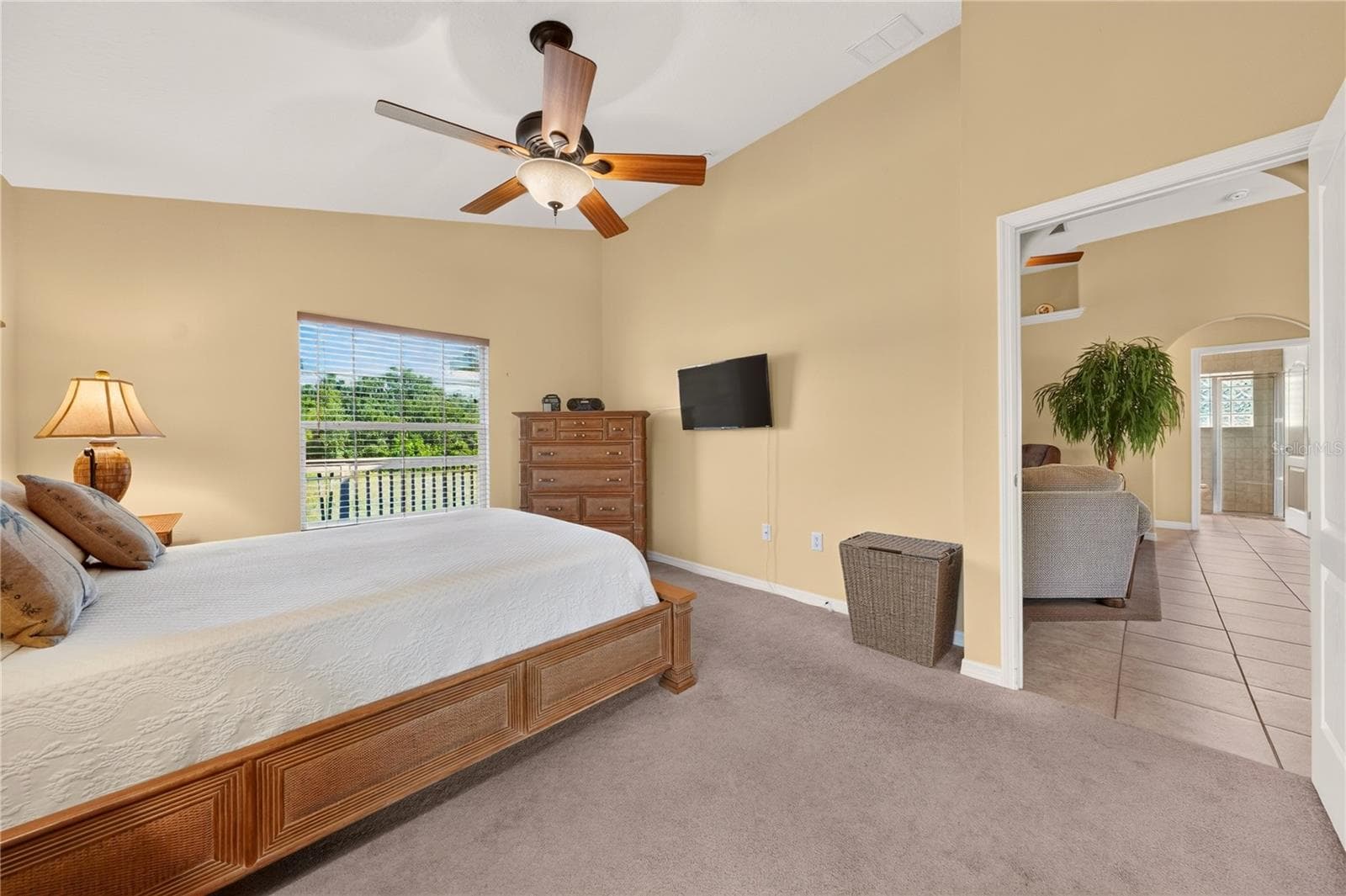 Single Family Residence at 90 GOLFVIEW CIR, UMATILLA, photo 25 of 62