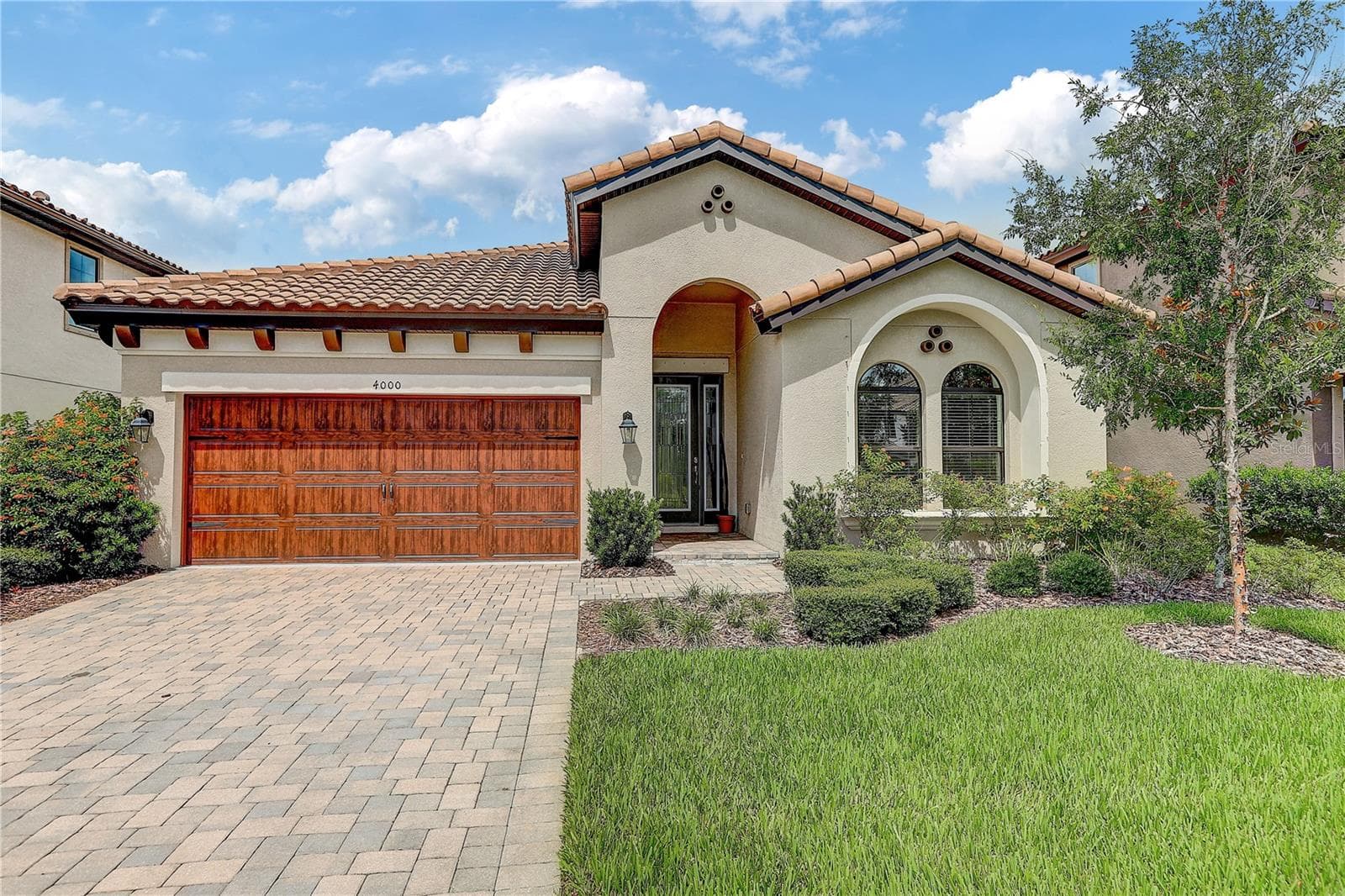4000 BURDICK LOOP
