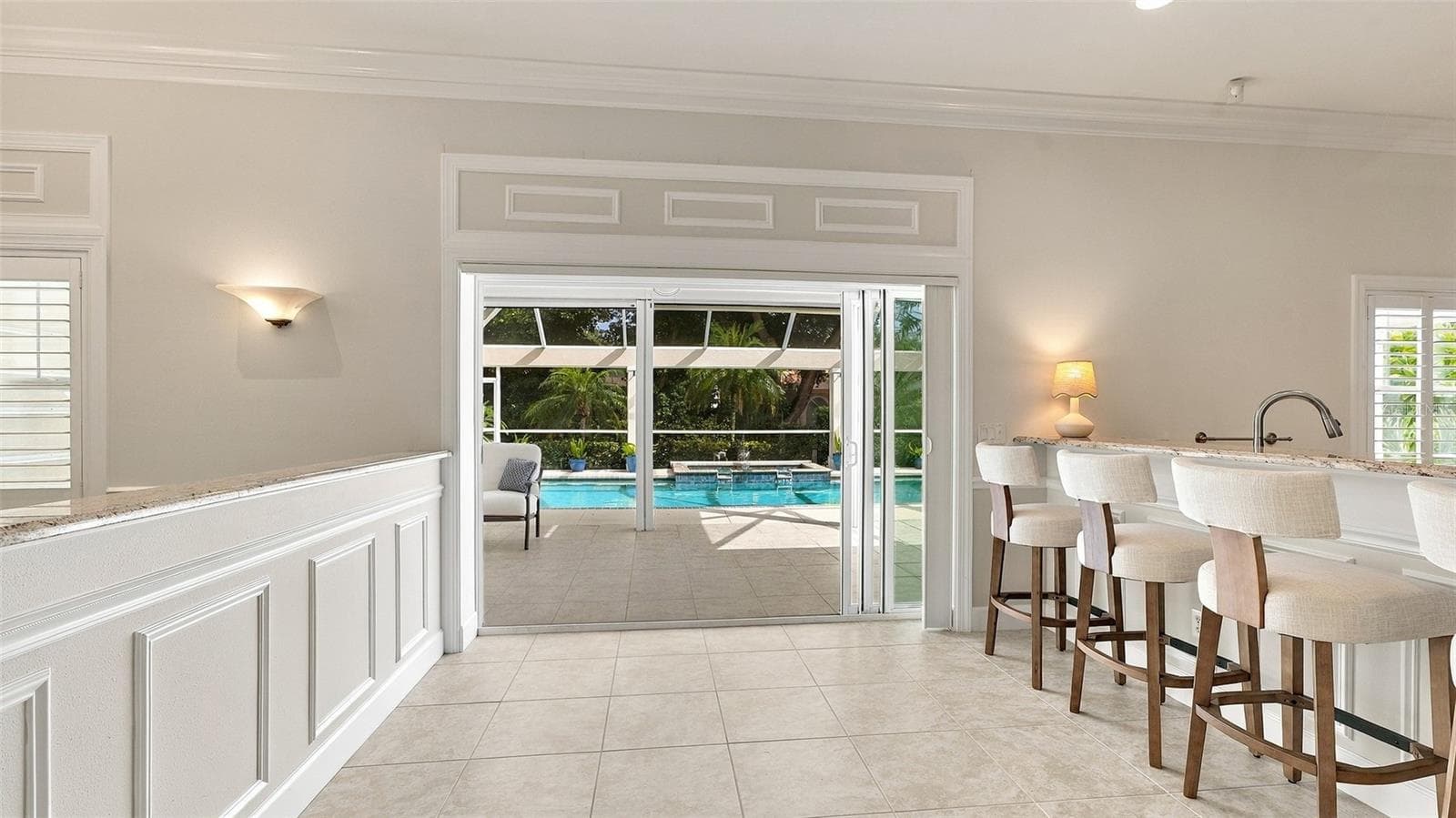 Single Family Residence at 640 GRANADA AVE, VENICE, photo 6 of 61