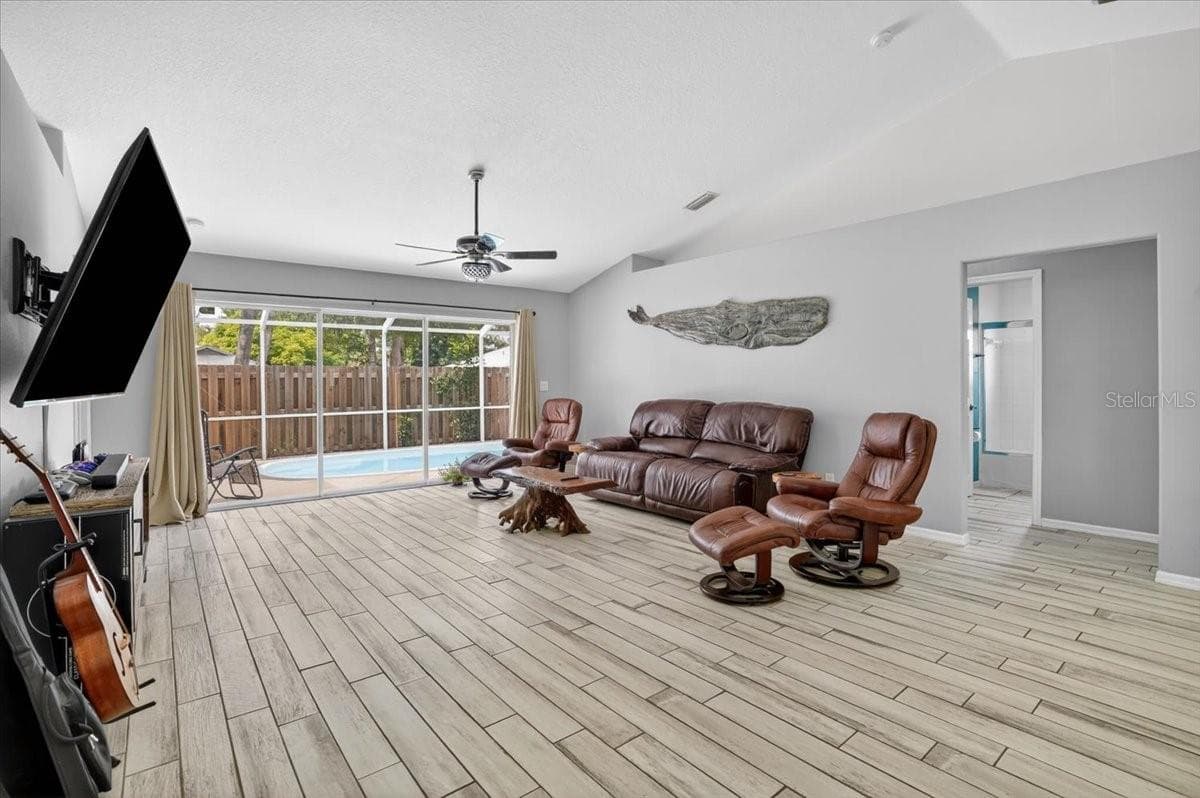 Single Family Residence at 1881 SUMMER WALK CIR, SARASOTA, photo 8 of 40