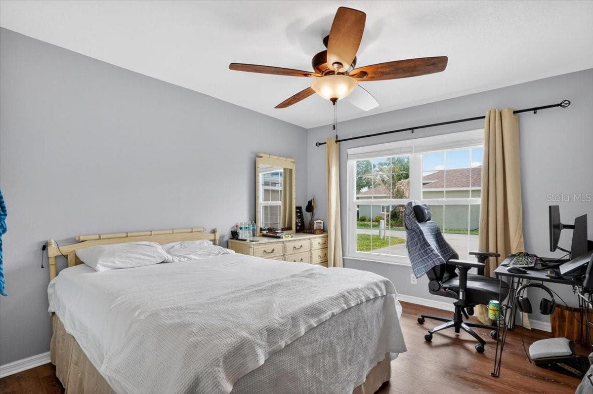 Single Family Residence at 1881 SUMMER WALK CIR, SARASOTA, photo 10 of 40