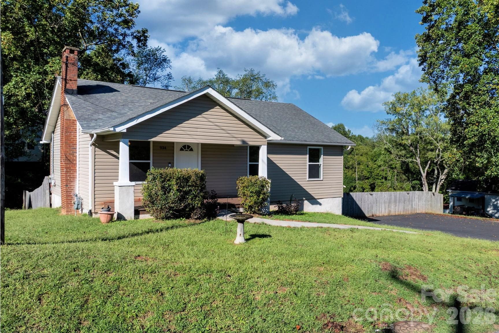 934 Fairview Drive SW
