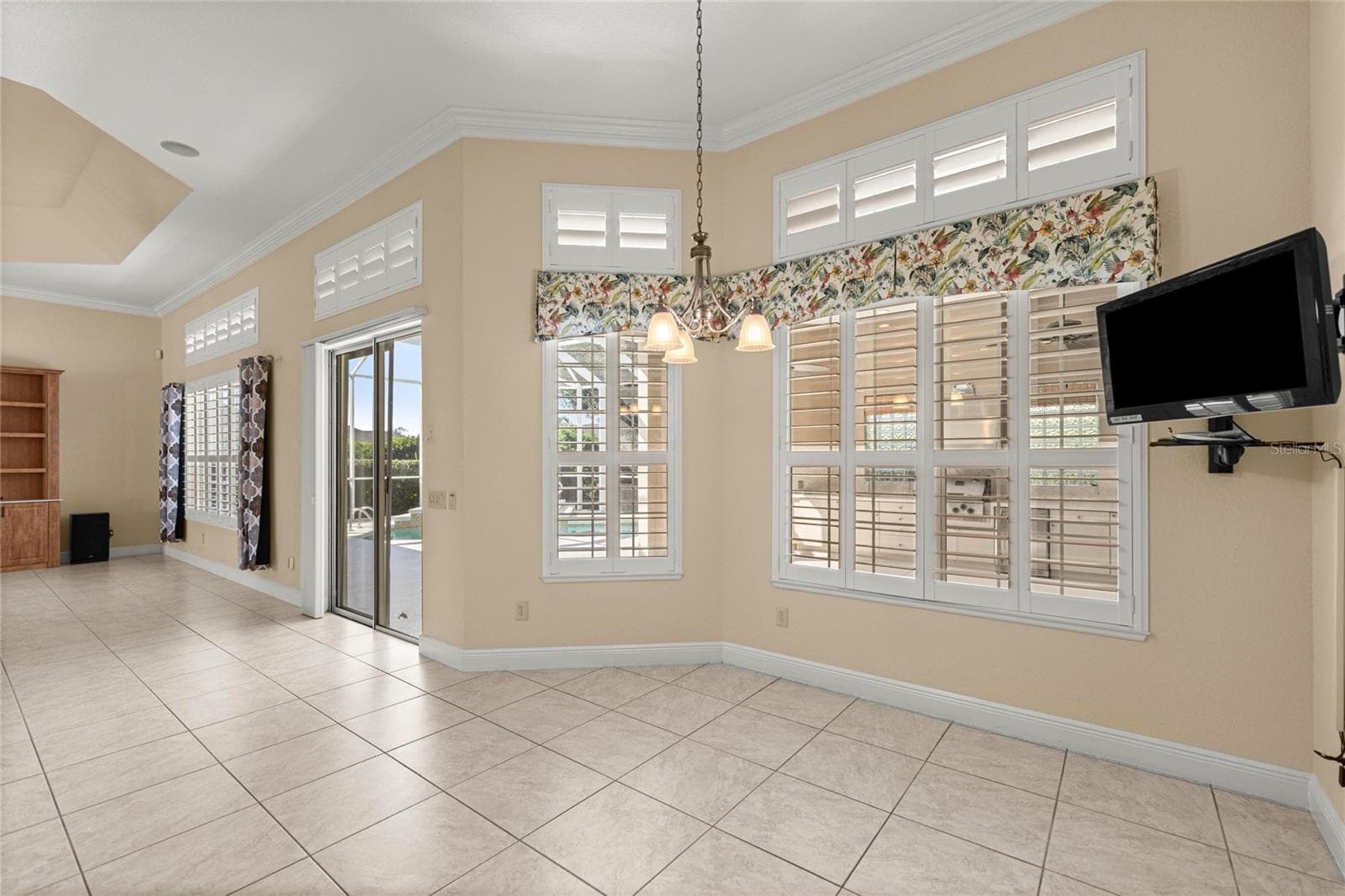 Breakfast nook. - 1126 MIONA SHORES DR, THE VILLAGES