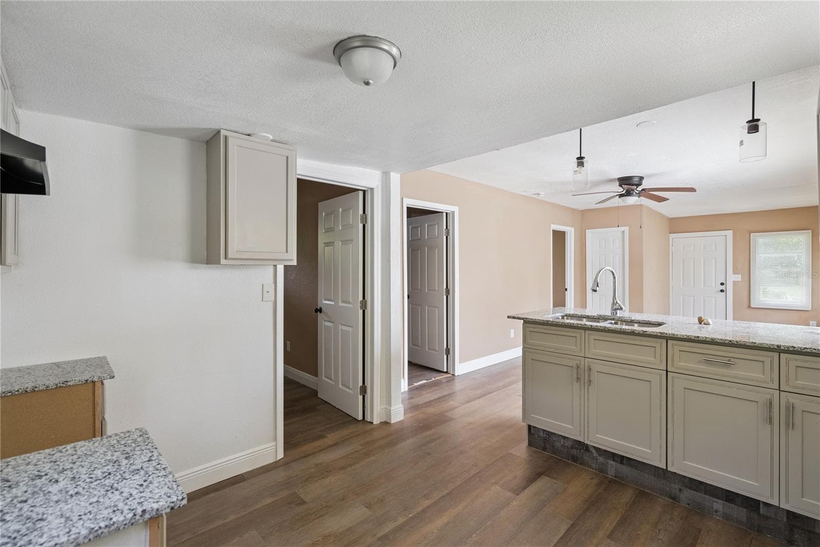 Duplex at 2112 LEE ST, ORLANDO, photo 11 of 48