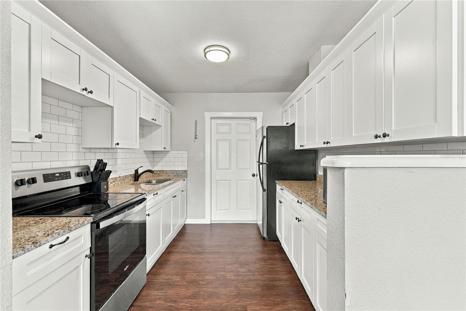 Updated Kitchen - 6764 80TH AVE N, PINELLAS PARK