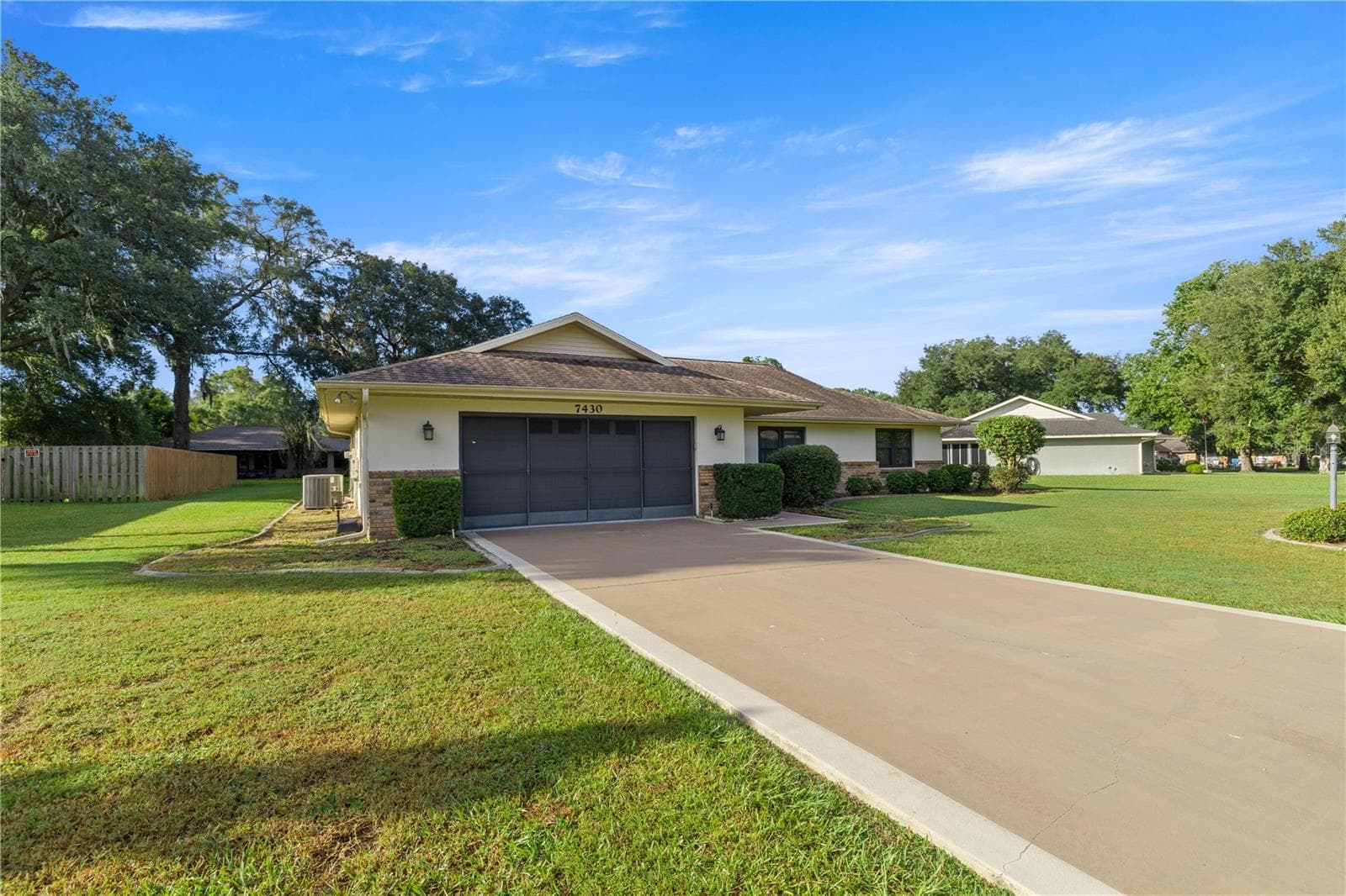 Side View of Home - 7430 SW 100TH PL, OCALA