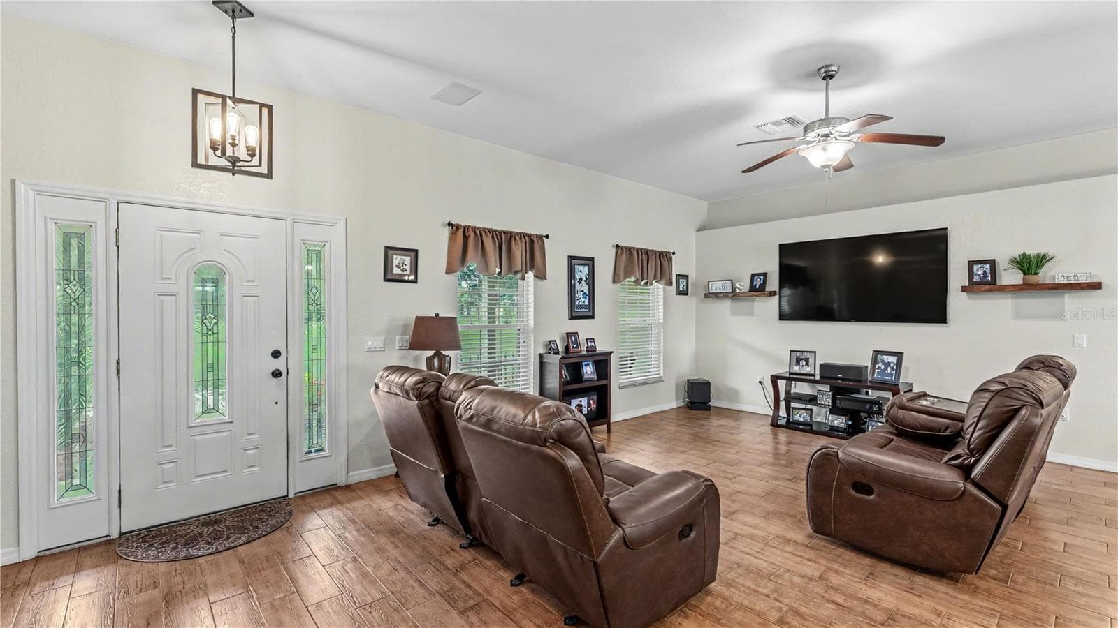 Single Family Residence at 8515 TOM COSTINE RD, LAKELAND, photo 4 of 64