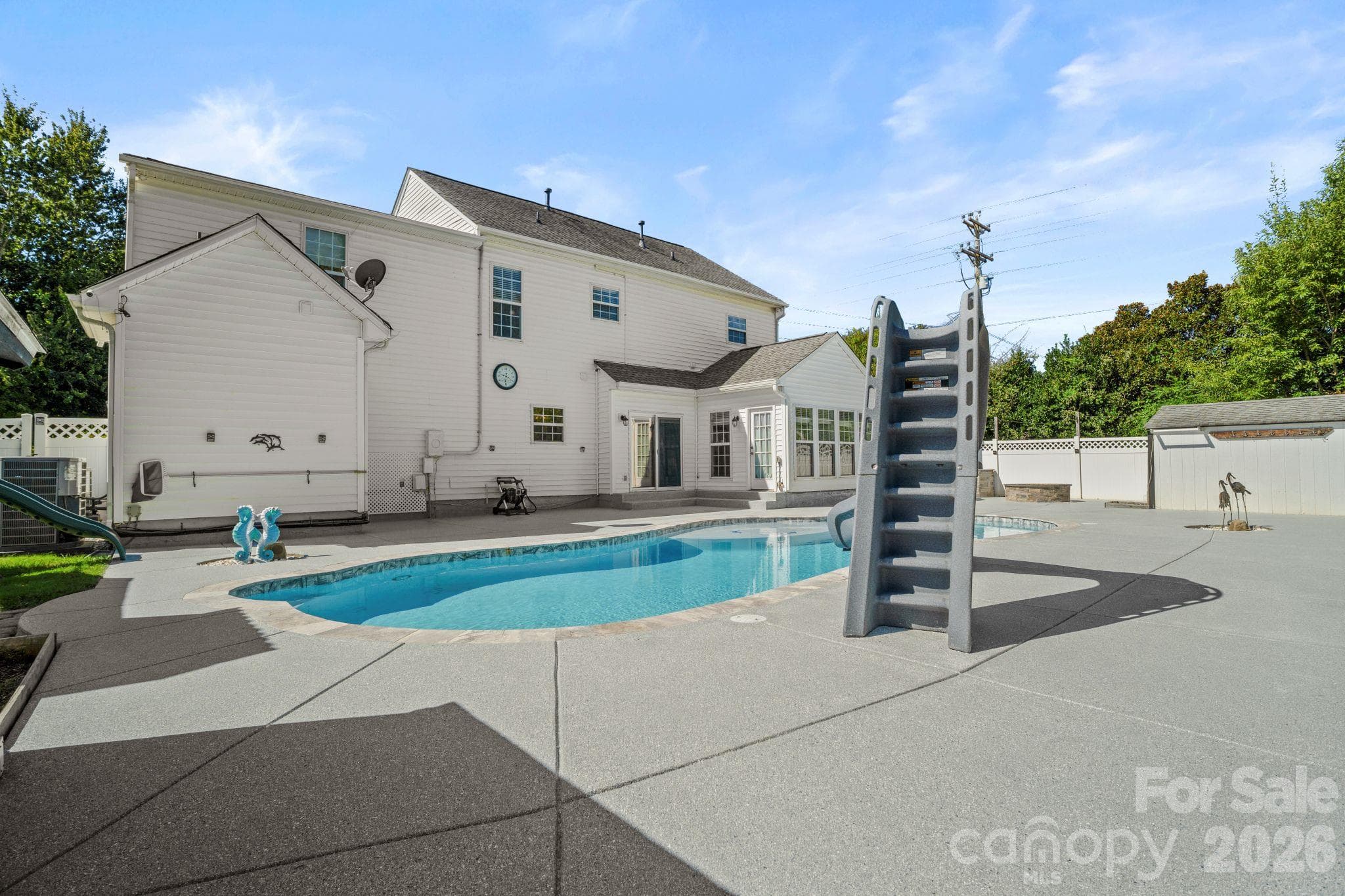 Single Family Residence at 4105 Autumn Cove Drive, Clover, photo 28 of 43