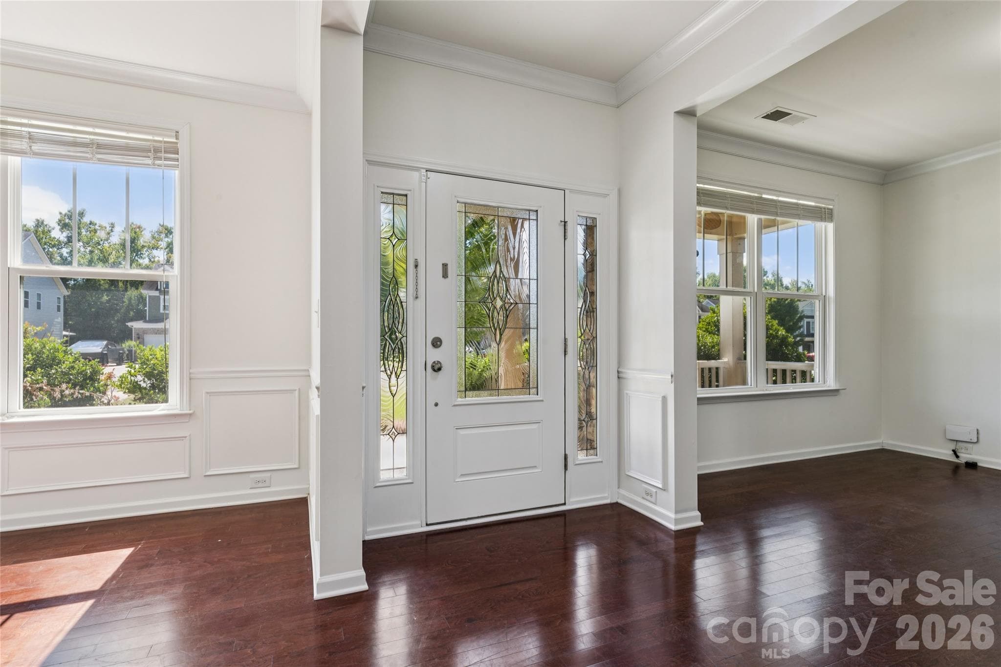 Single Family Residence at 2642 Treeline Drive, Concord, photo 4 of 43
