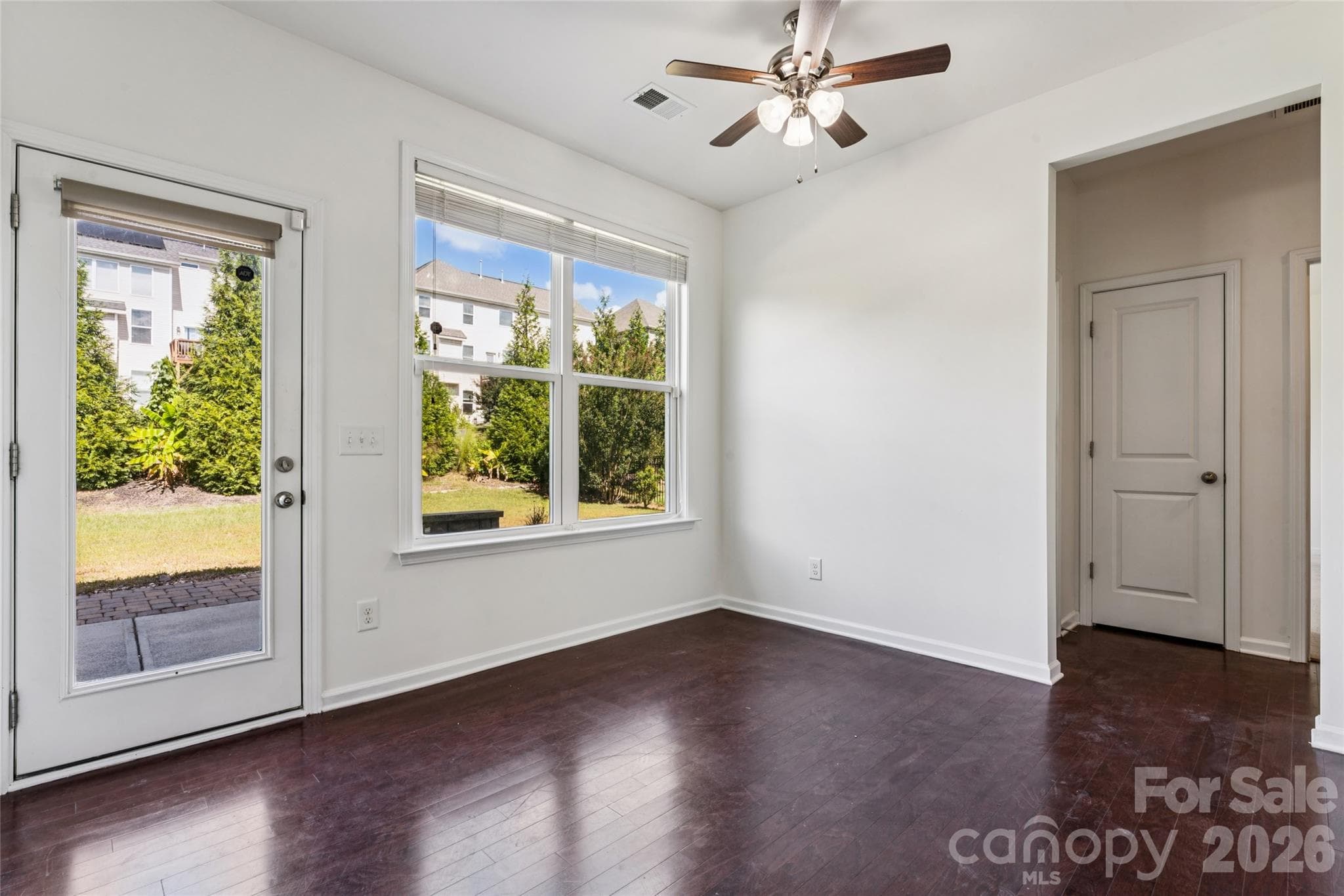 Single Family Residence at 2642 Treeline Drive, Concord, photo 16 of 43