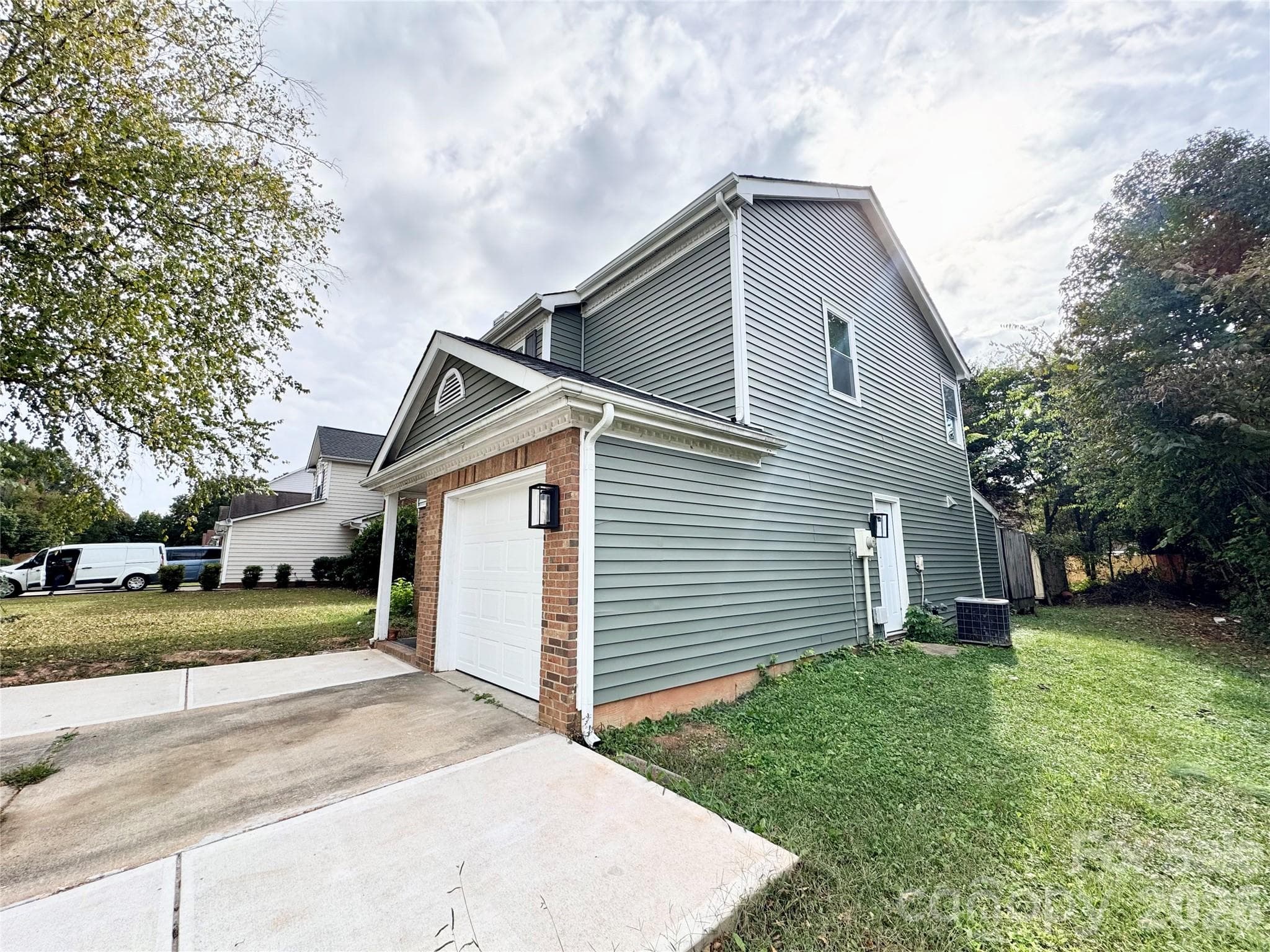Single Family Residence at 1634 Pamela Lorraine Drive, Charlotte, photo 8 of 42