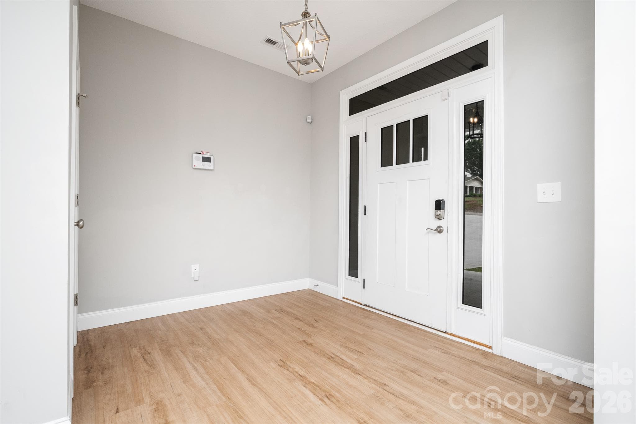 Single Family Residence at 100 Holly Drive, Duncan, photo 7 of 41