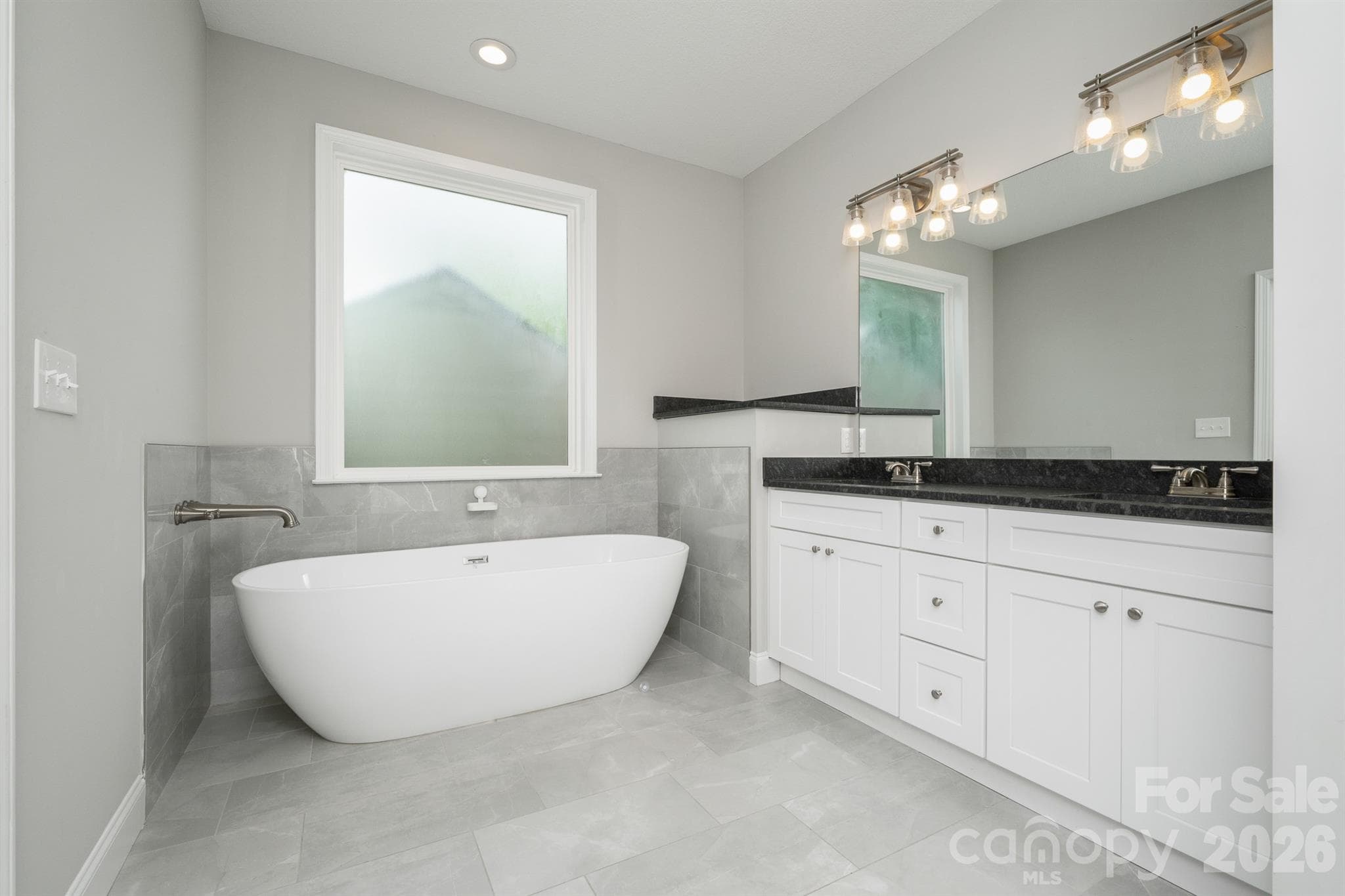 Single Family Residence at 100 Holly Drive, Duncan, photo 18 of 41