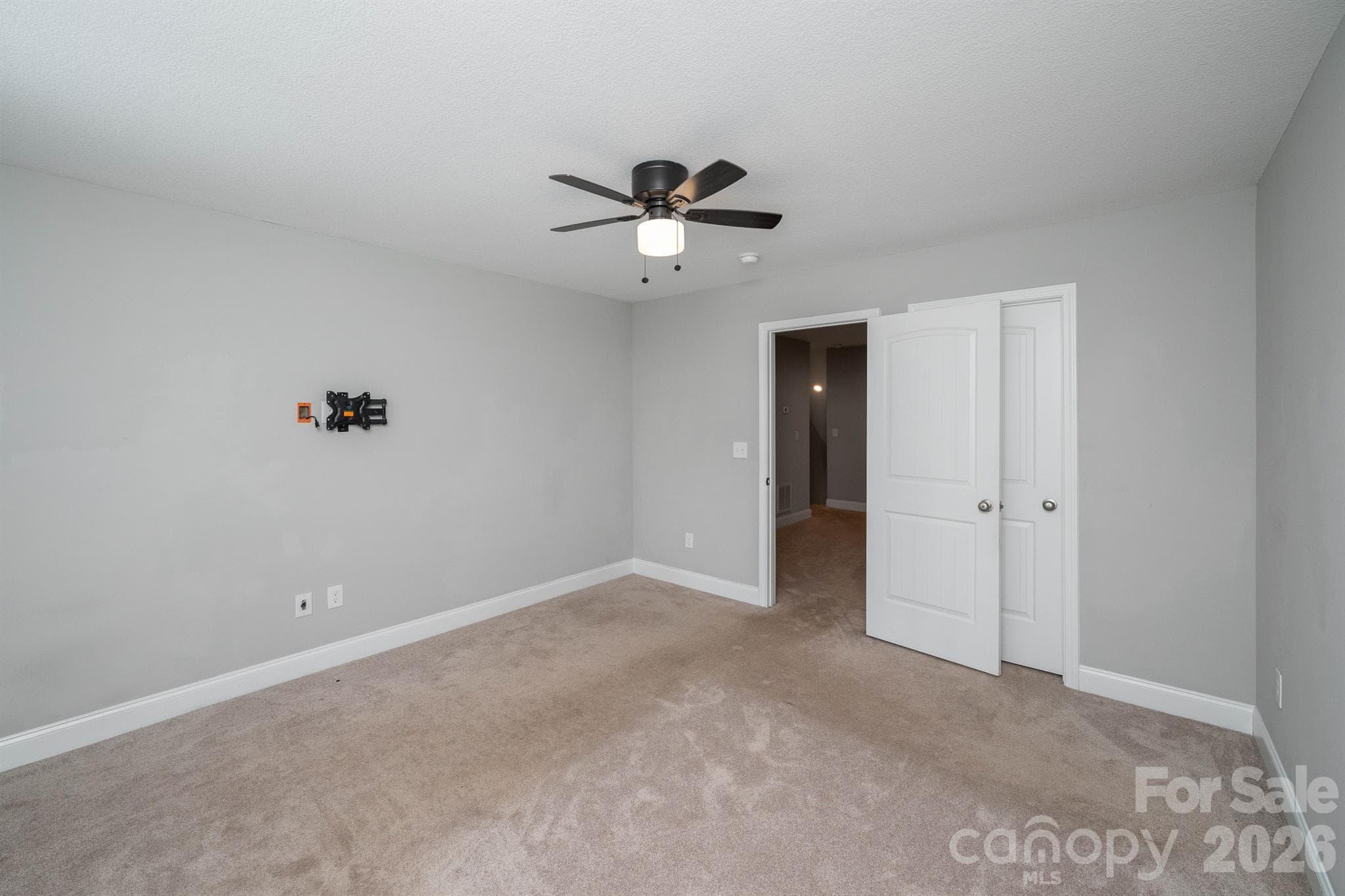 Single Family Residence at 100 Holly Drive, Duncan, photo 32 of 41