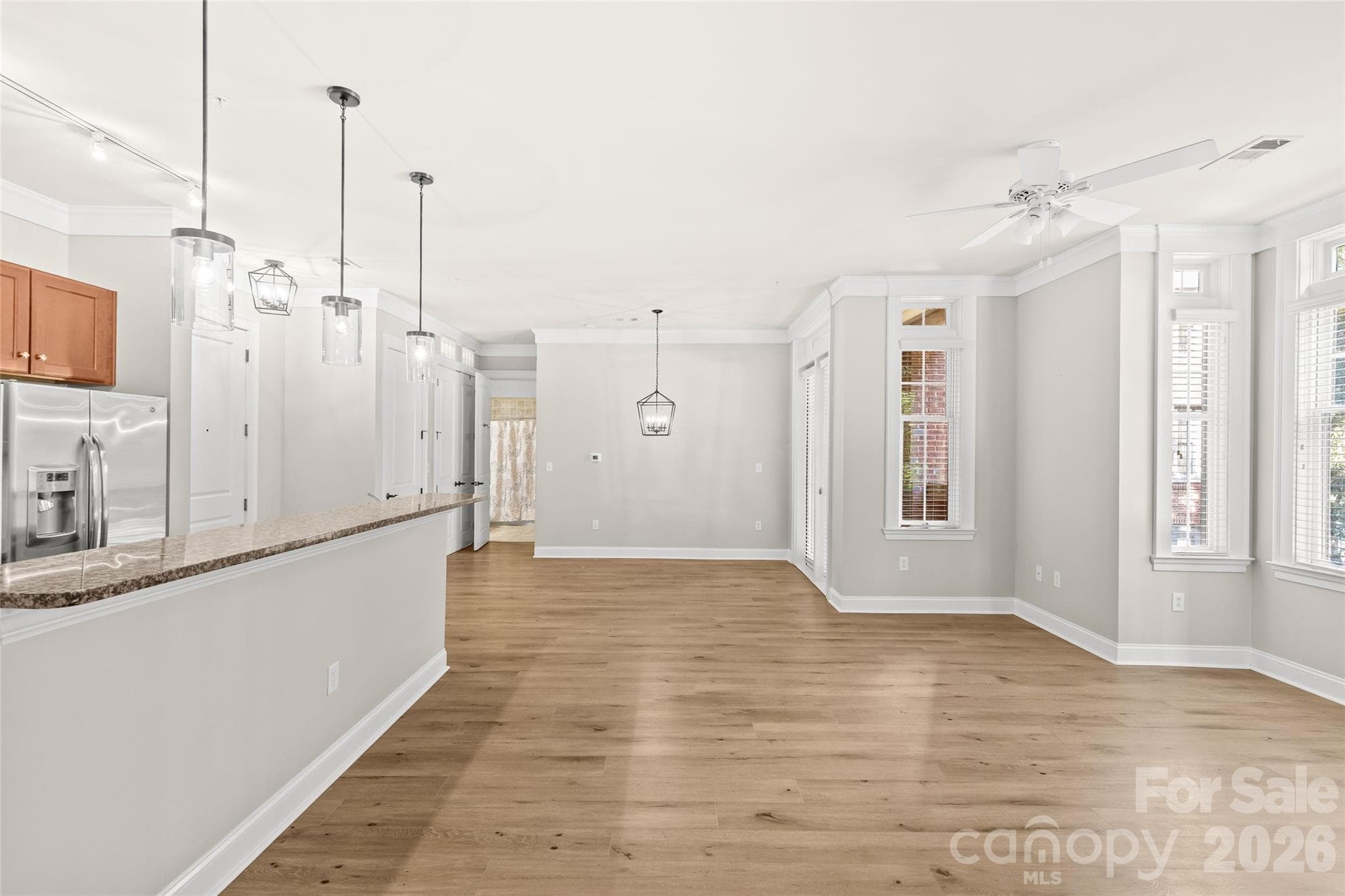 Condominium at 2810 Selwyn Avenue, Charlotte, photo 16 of 48