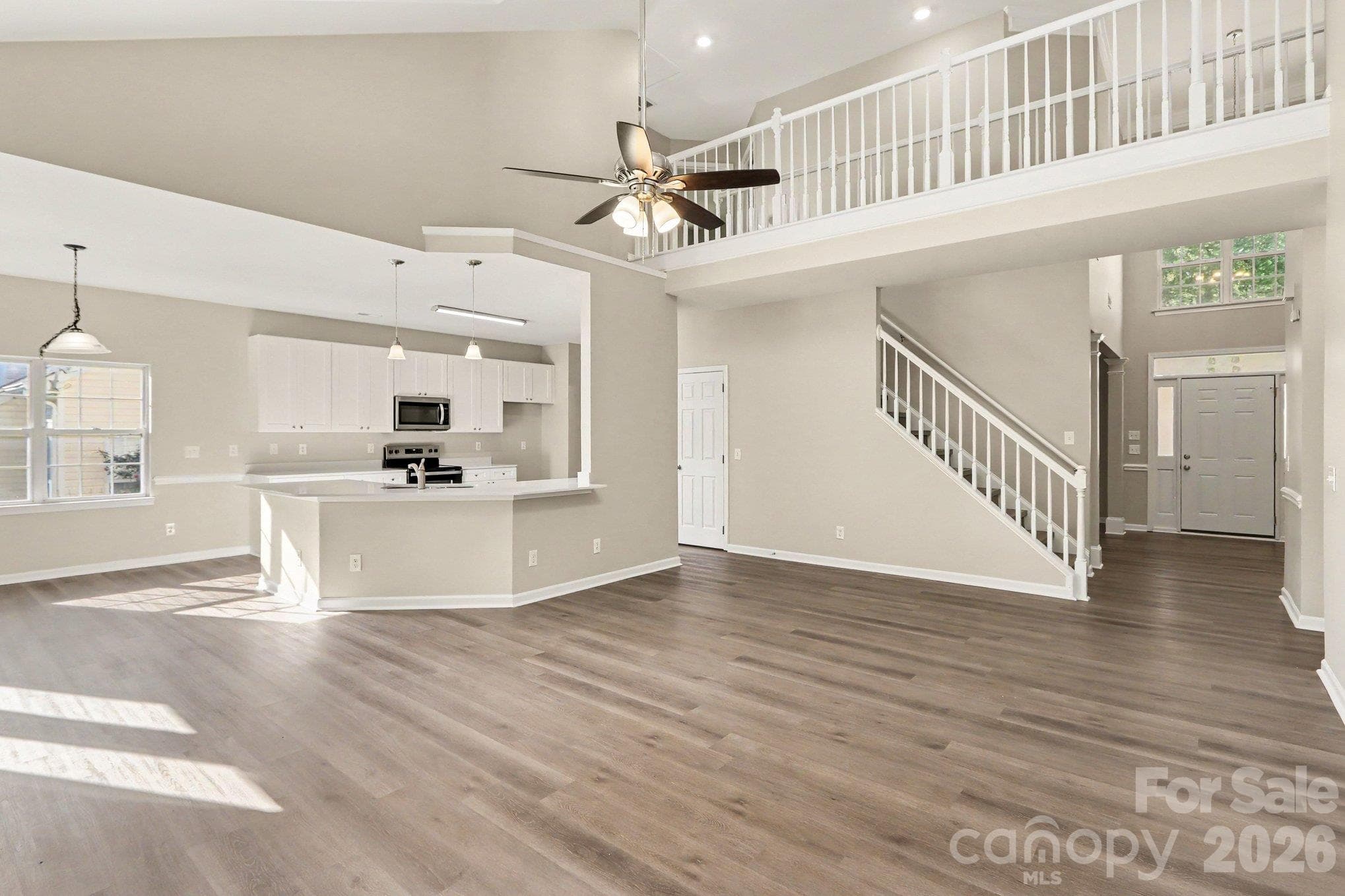 Single Family Residence at 6820 Sweetfield Drive, Huntersville, photo 4 of 17