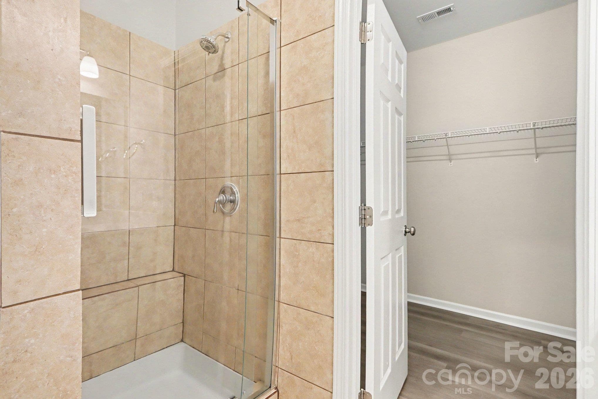 Single Family Residence at 6820 Sweetfield Drive, Huntersville, photo 12 of 17