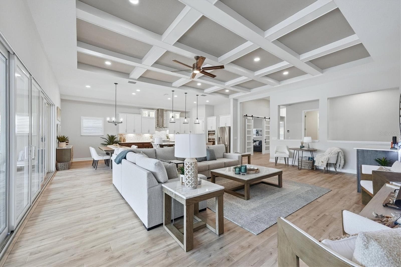 Living Room - 11564 GLEAMING TER, VENICE
