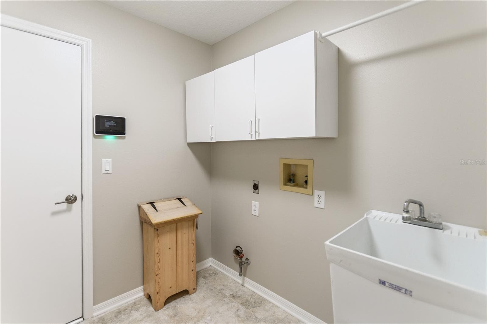 Single Family Residence at 28402 OPENFIELD LOOP, WESLEY CHAPEL, photo 25 of 55