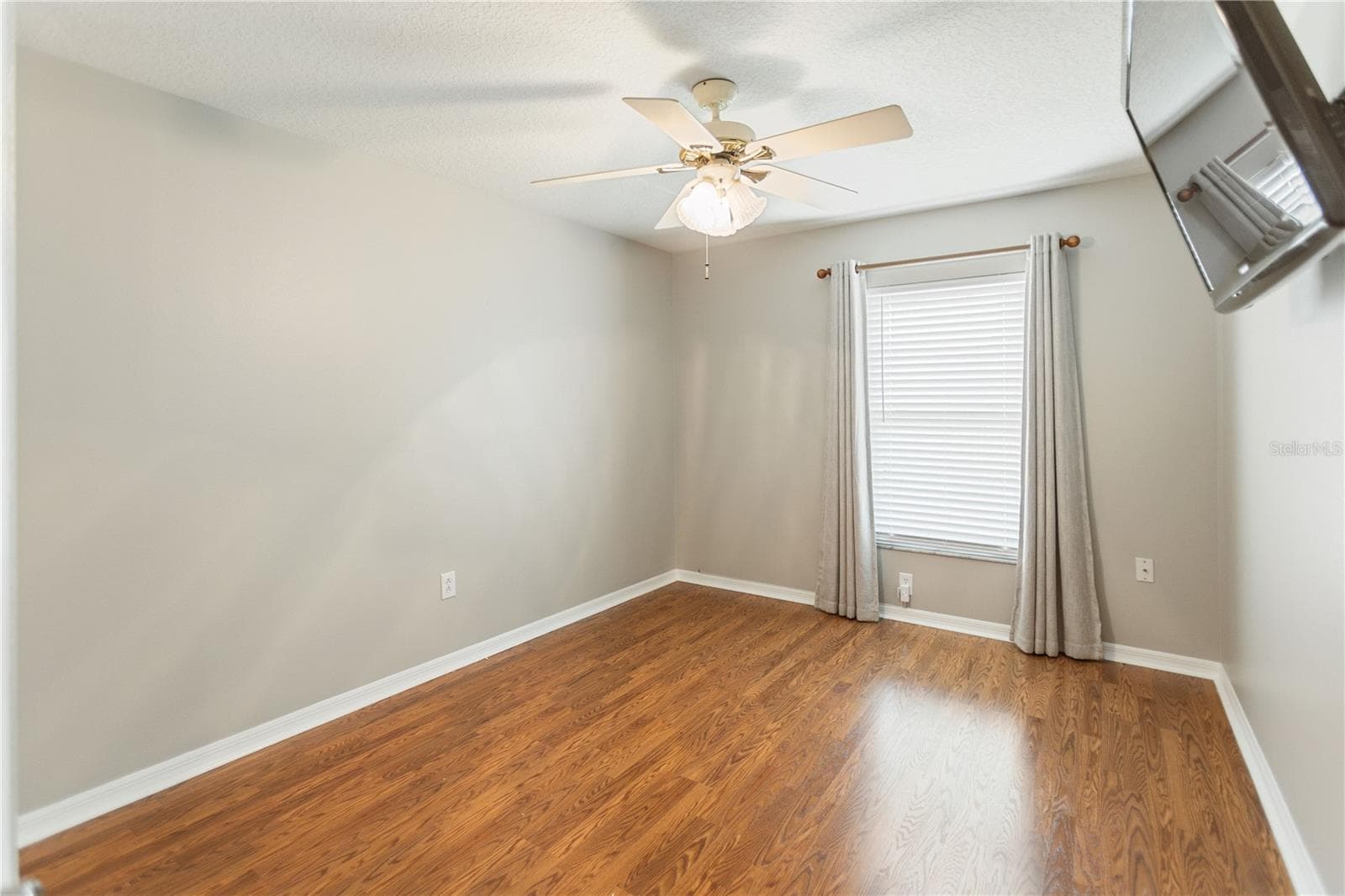 Single Family Residence at 28402 OPENFIELD LOOP, WESLEY CHAPEL, photo 35 of 55